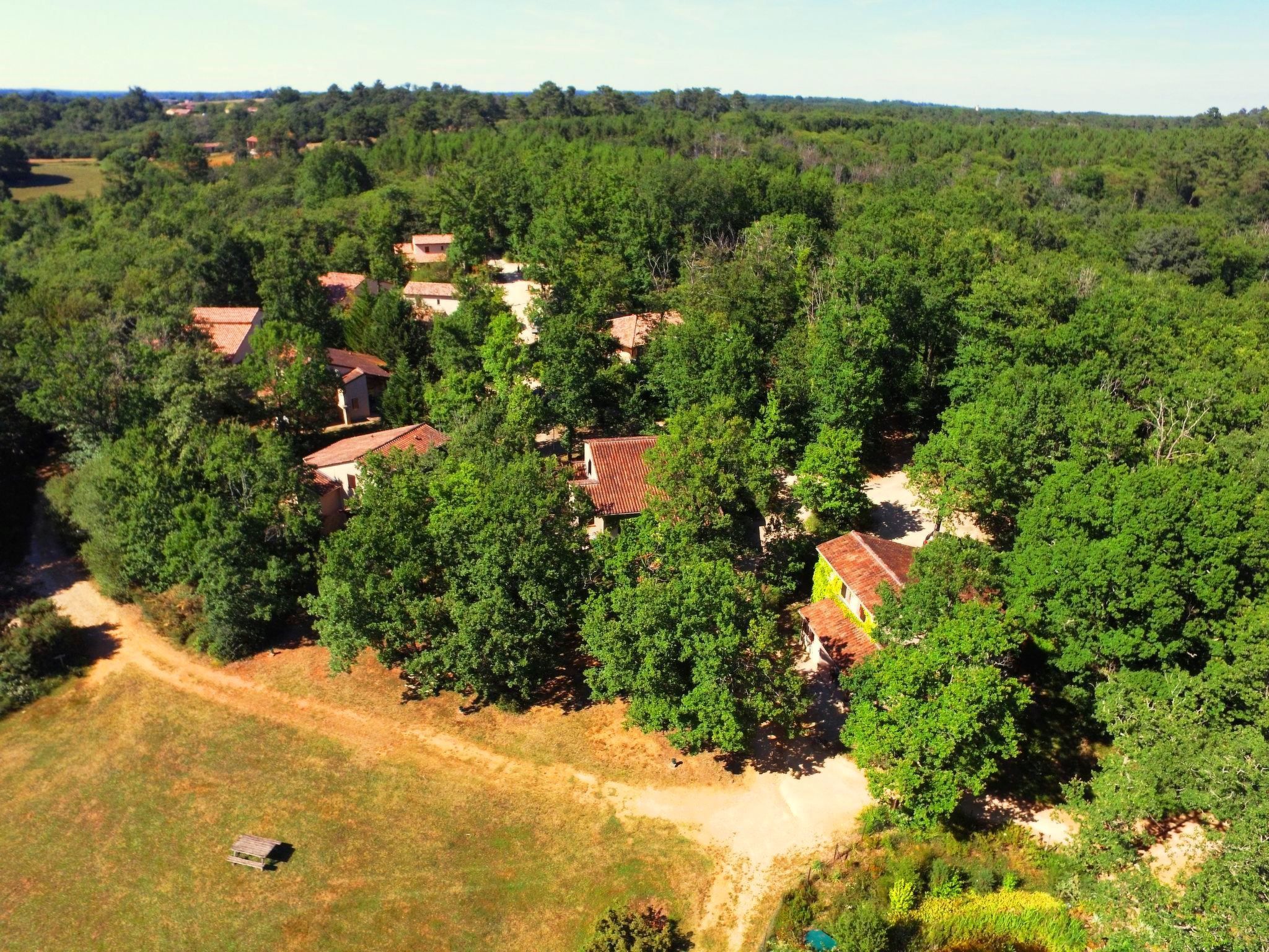 Domaine "La Chatière" mit Jacuzzi-Image-tags.info