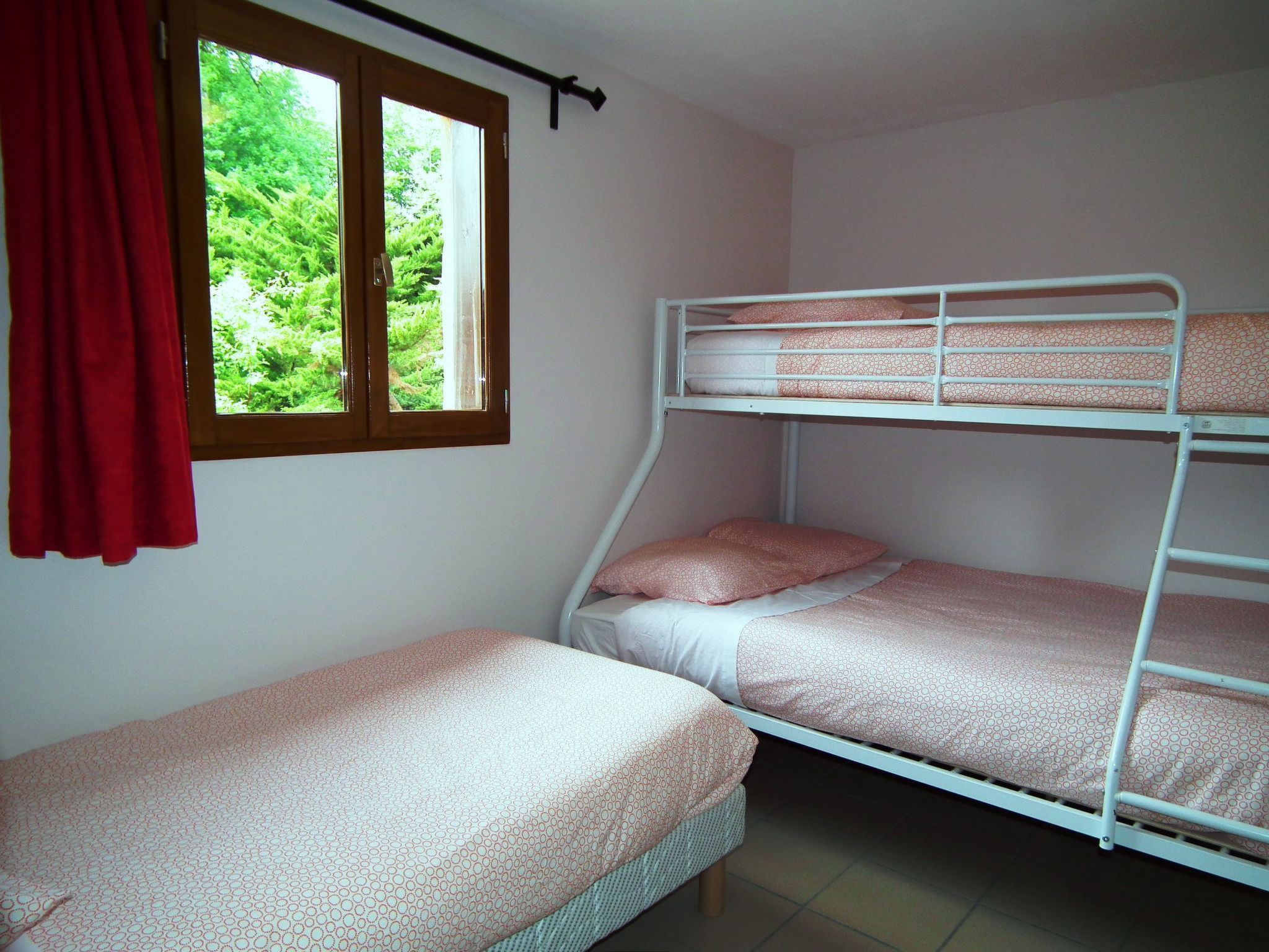 Feriendorf im Périgord Großes Ferienhaus für 18 oder 20 Personen.-Image-tags.info