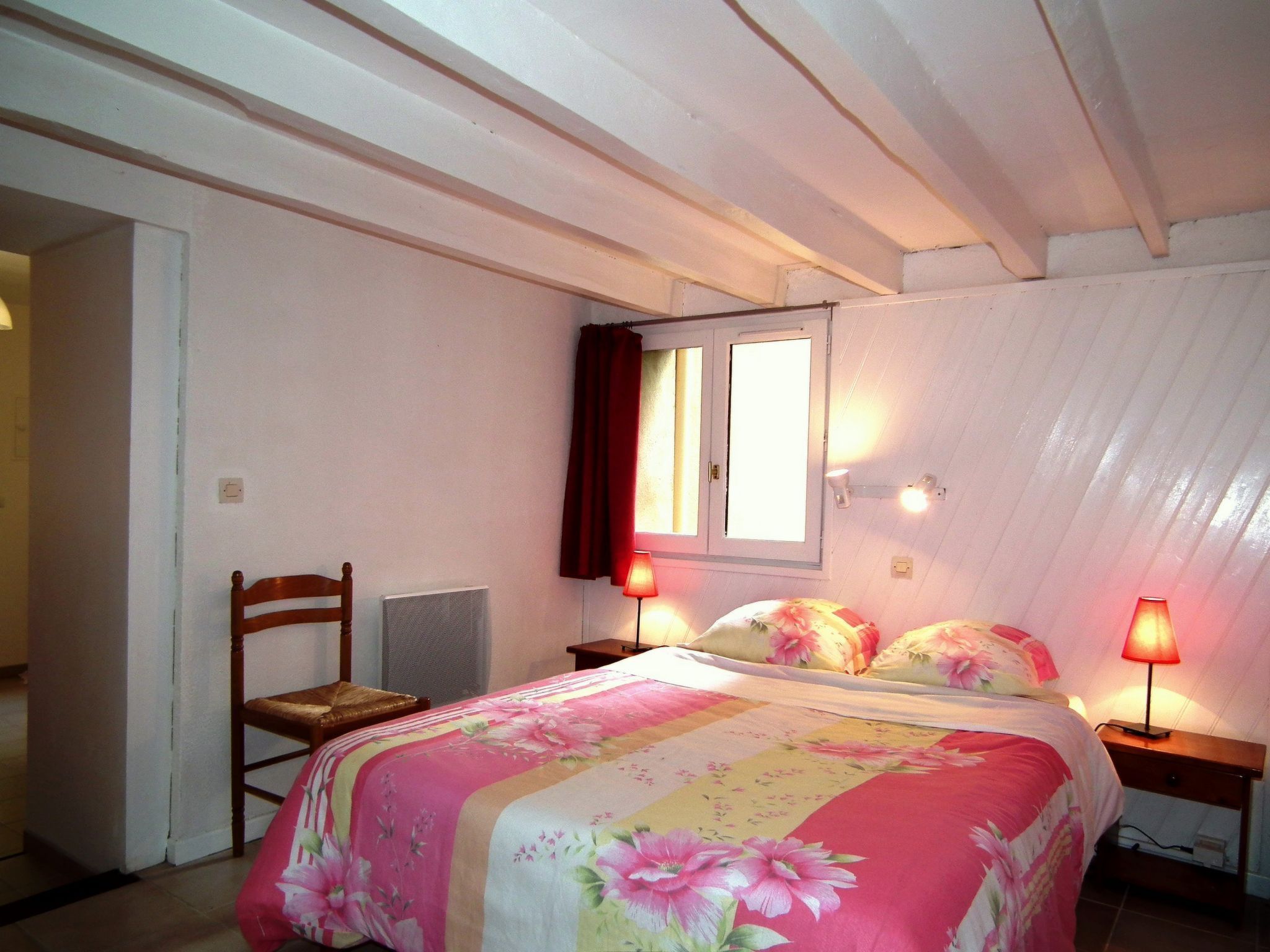 Domaine "Le Fournil" mit Jacuzzi-Image-tags.info