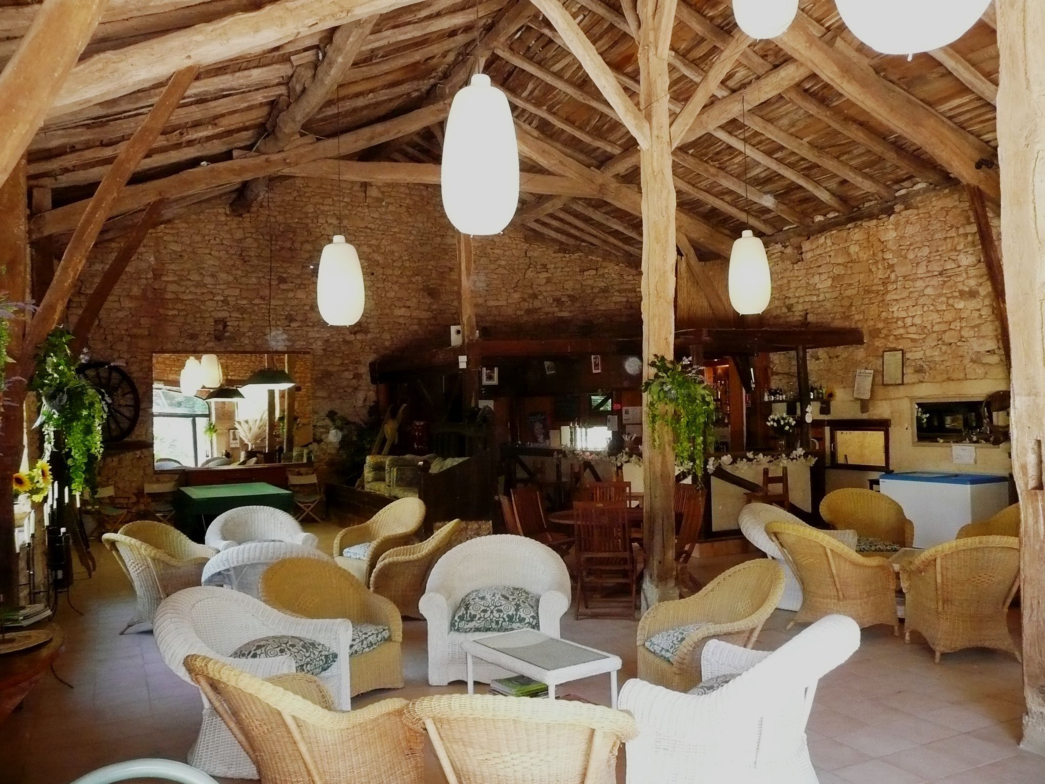 Domaine "Le Fournil" mit Jacuzzi-Image-tags.info