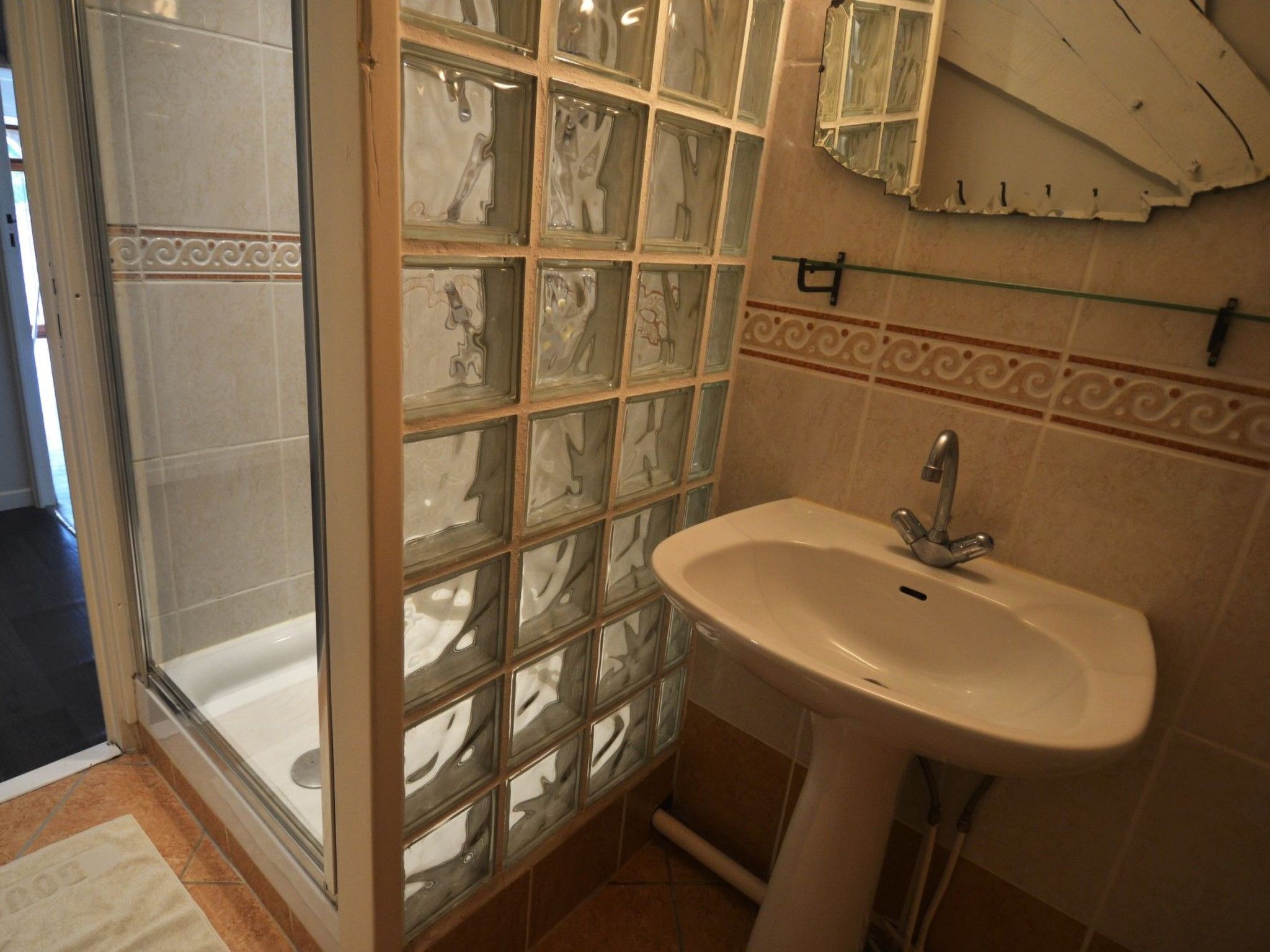 "Tannat" mit Wallbox-Binnen