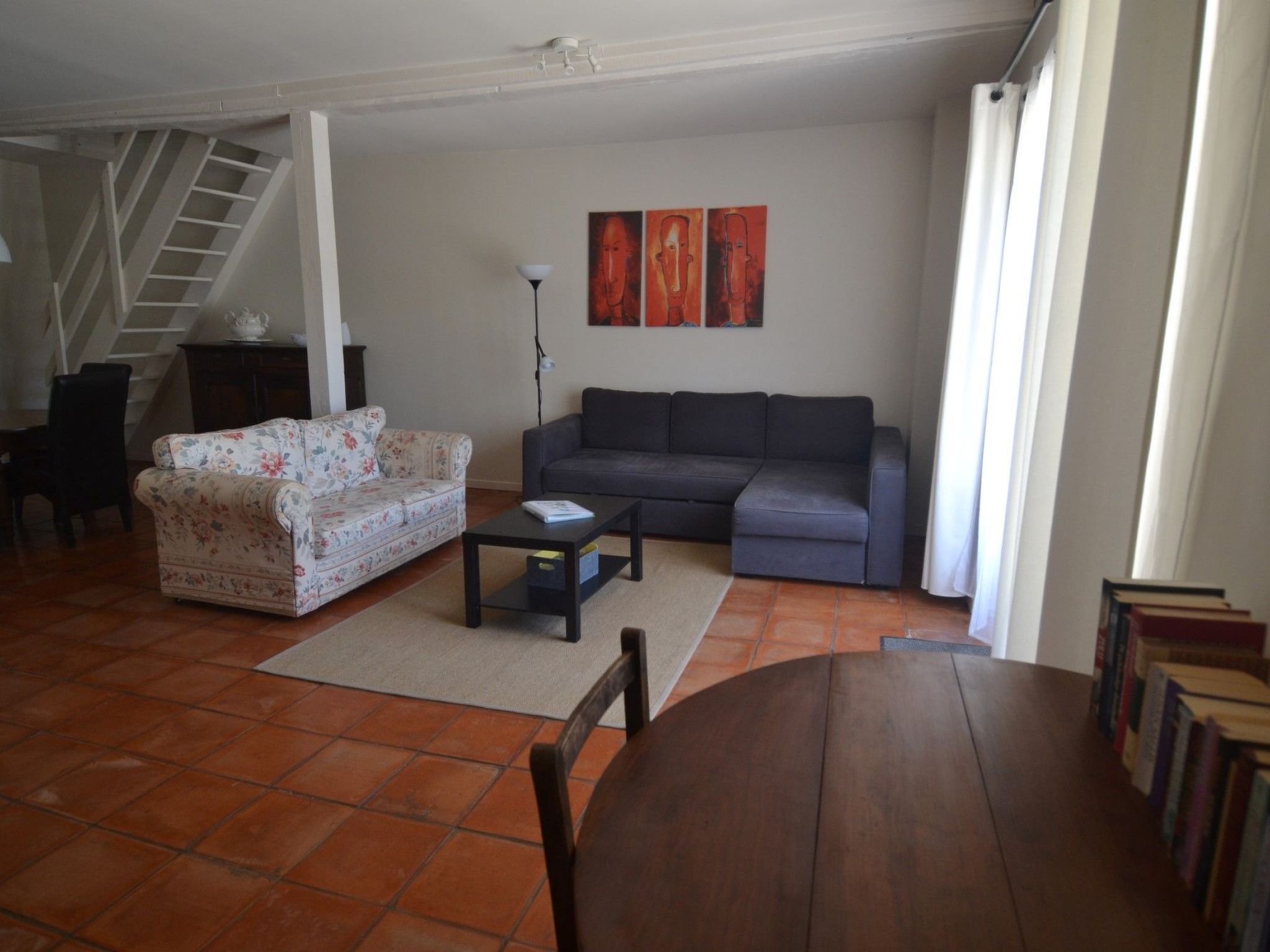 In Souillac mit Gemeinschaftspool-Binnen