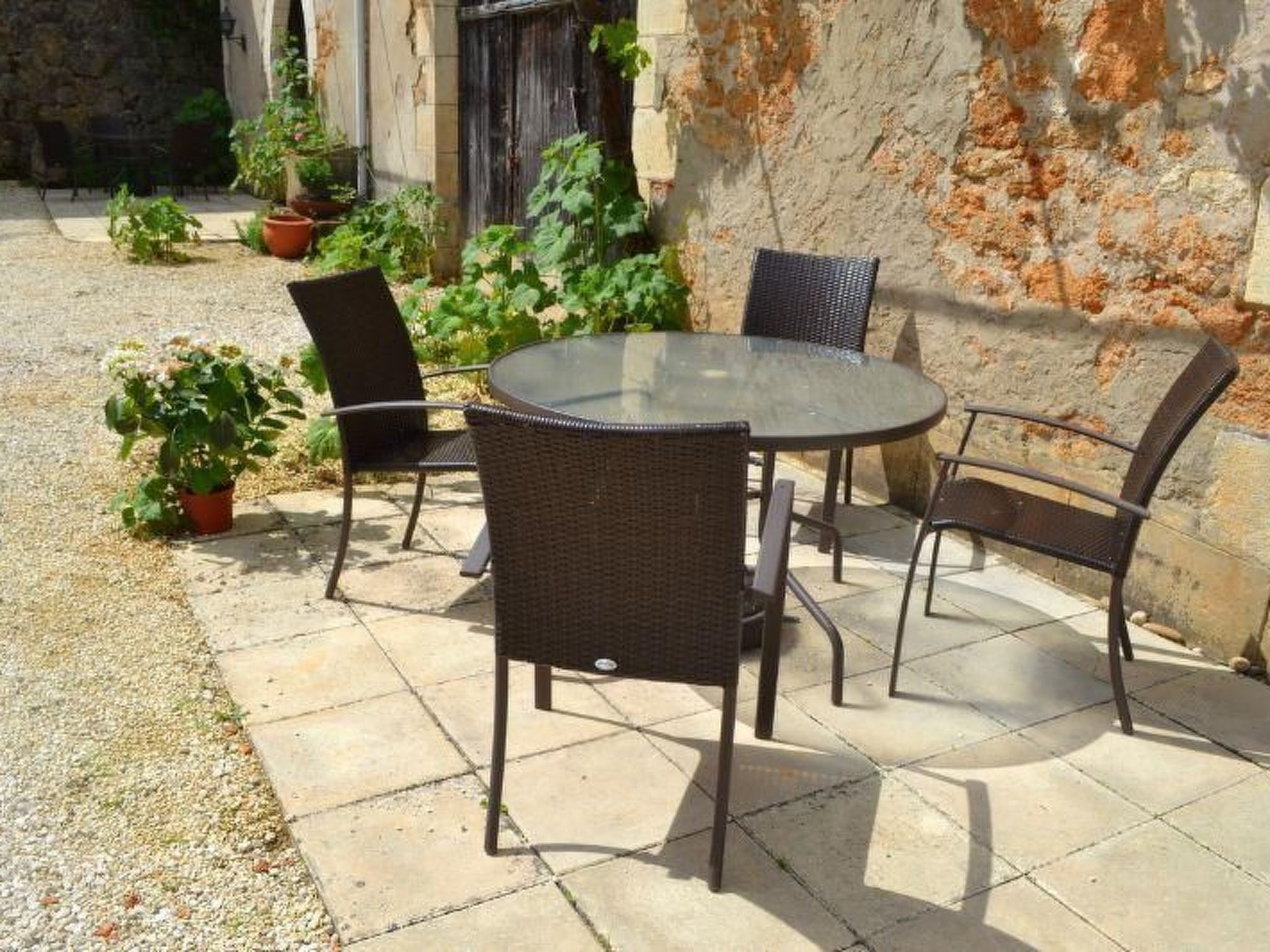 In Souillac mit Gemeinschaftspool-Binnen