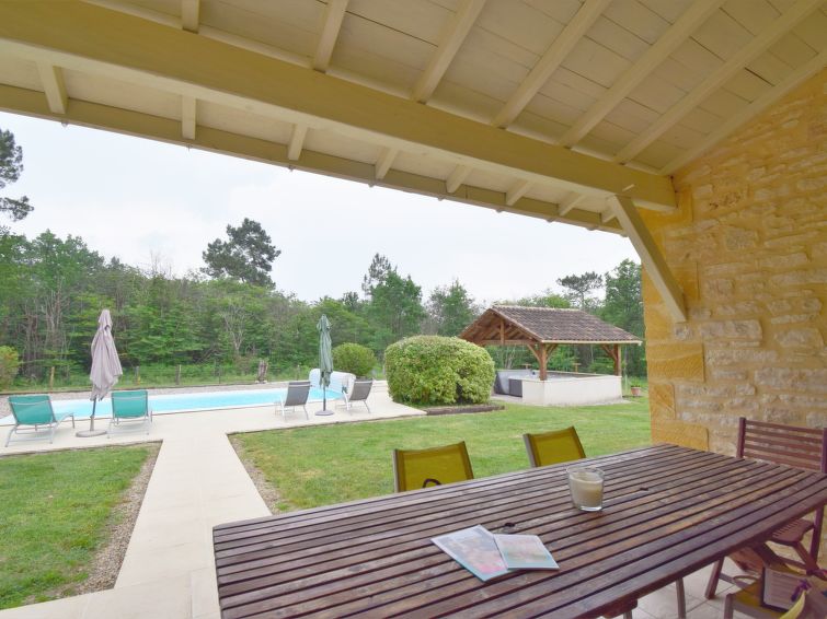 Search and Stay destination Blanquefort-sur-Briolance, Nouvelle-Aquitaine - France from AU$ 190. Au Cayroux