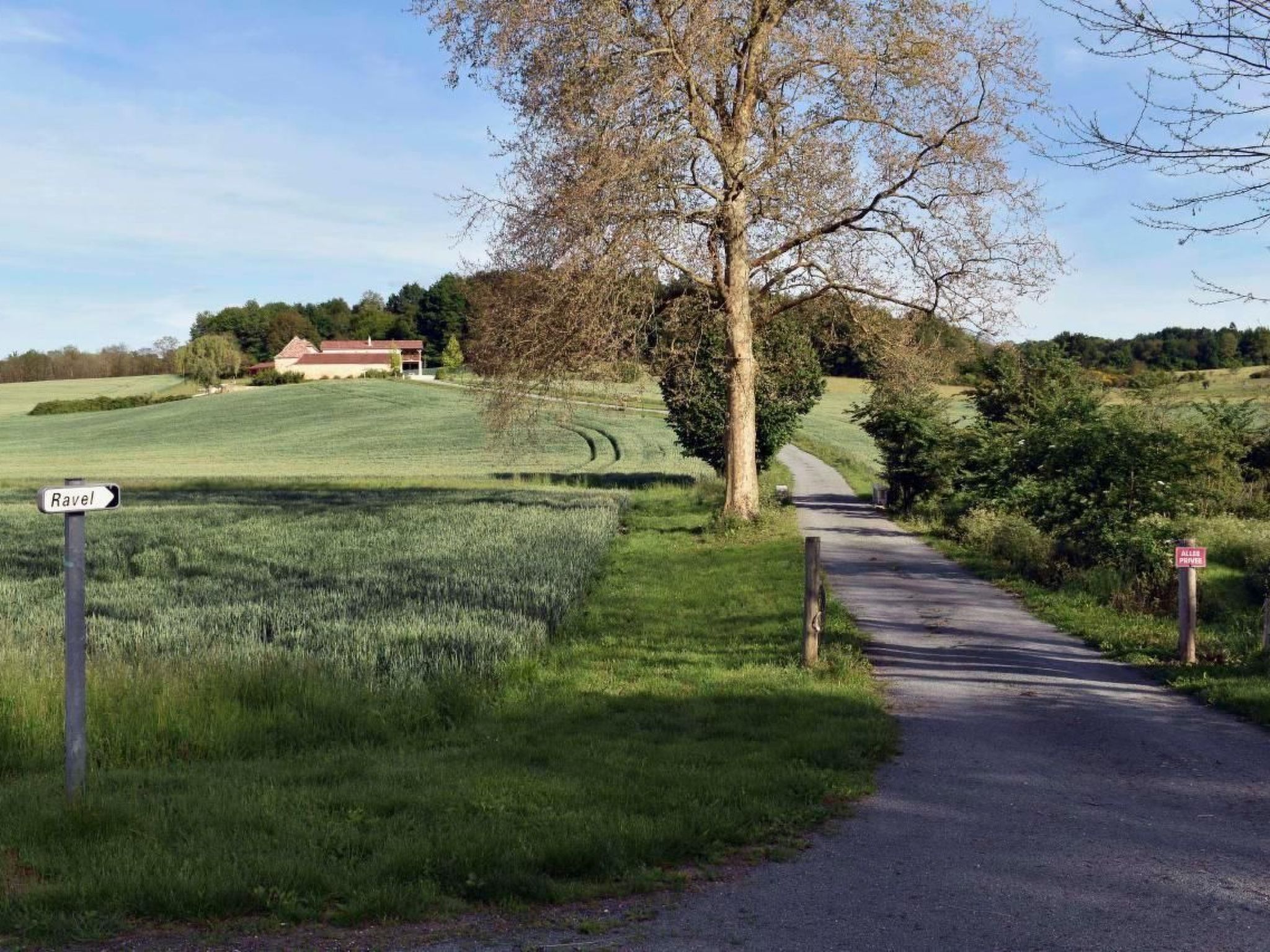 Domäne "Domaine de Ravel"-Binnen