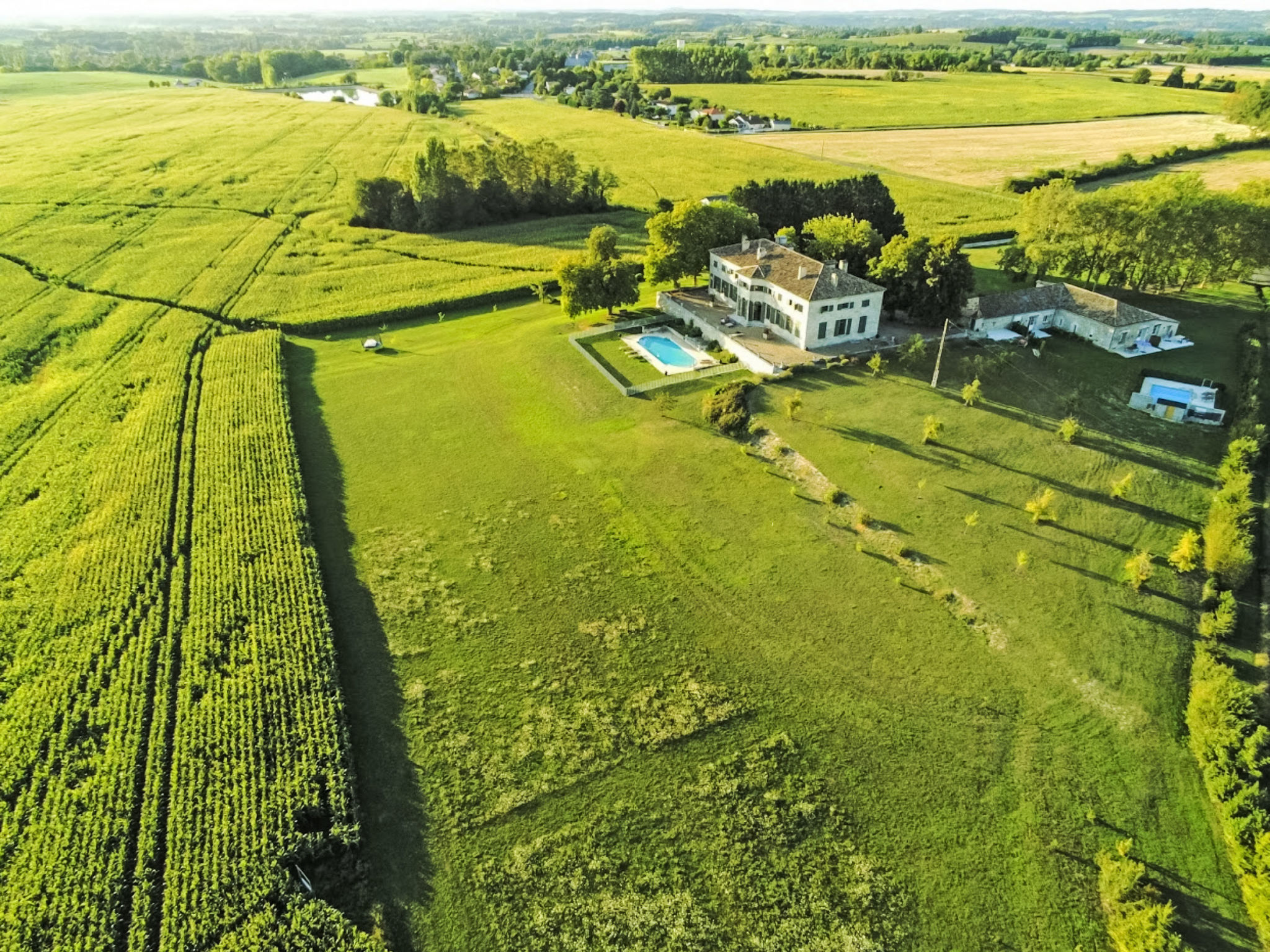 Villa Les Maisons Monplaisir – Vue aérienne, photo 15 sur 116