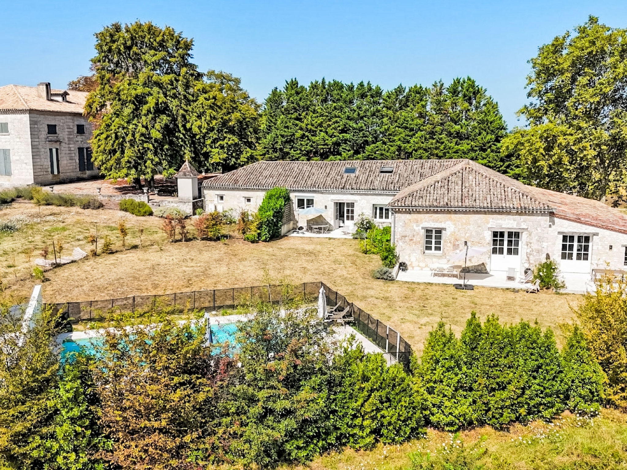 Villa Les Maisons Monplaisir – Vue aérienne, photo 75 sur 116