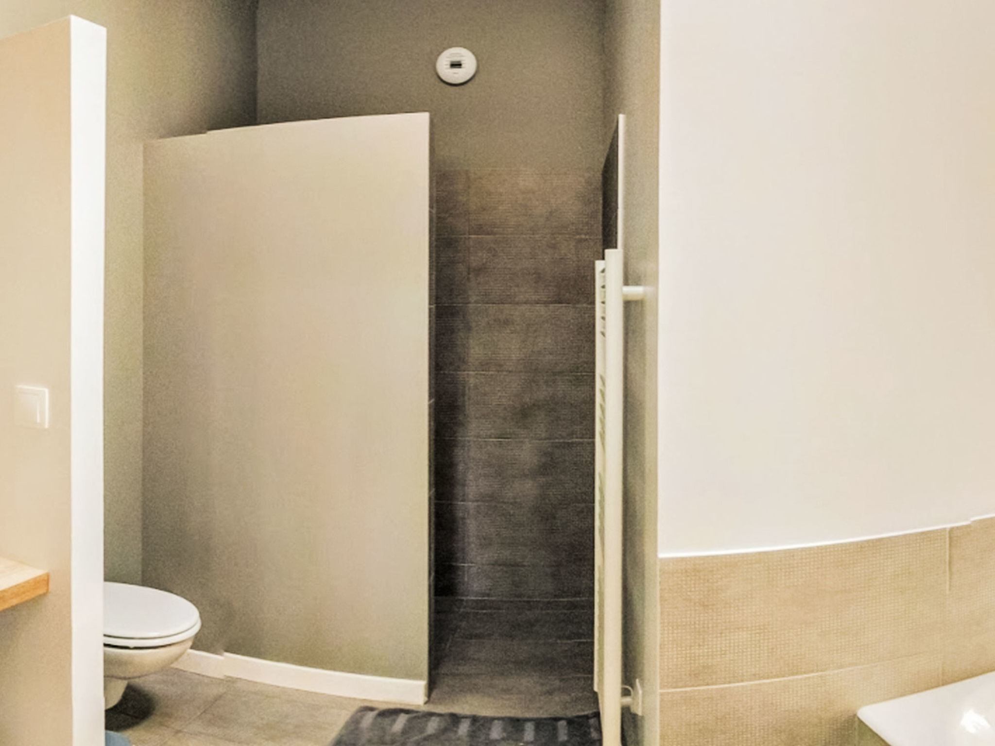 Villa Les Maisons Monplaisir – Salle de bains, photo 88 sur 116