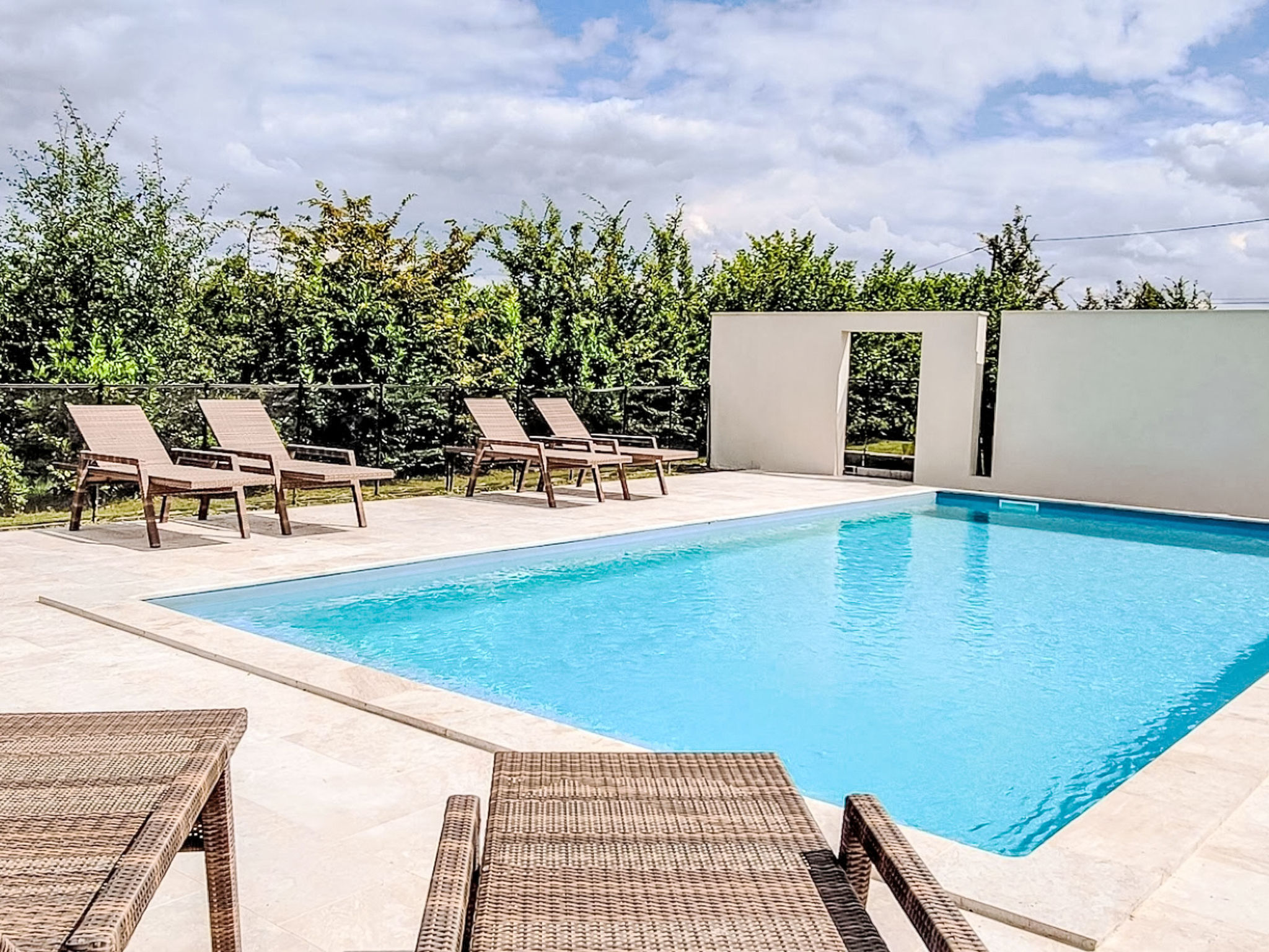Villa Les Maisons Monplaisir – Piscine extérieure, photo 12 sur 116