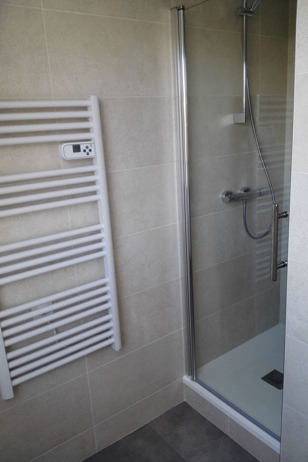 Moderne Duplexwohnung mit Durchgang in der Nähe von SPA-Binnen