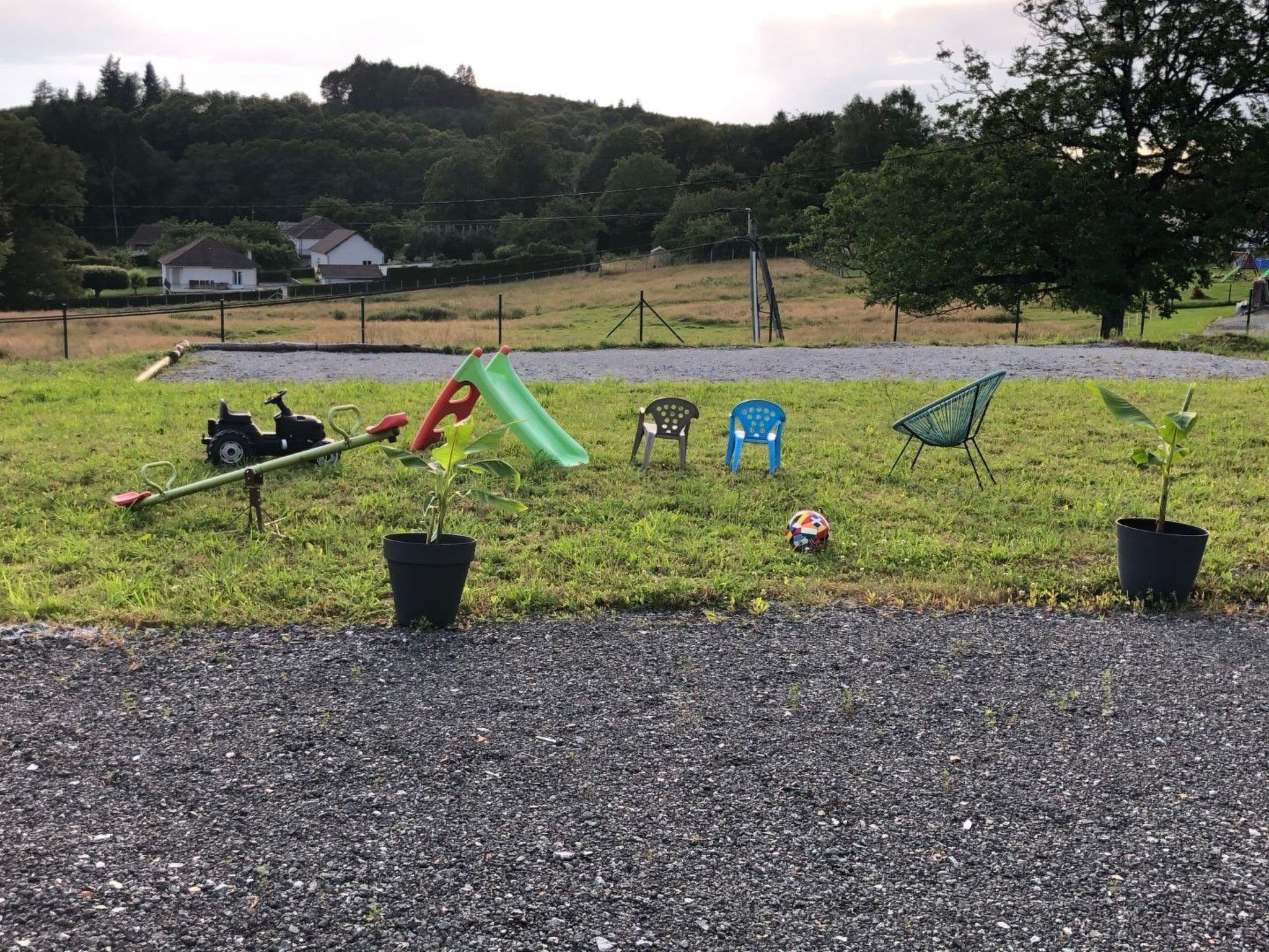 Neues 3-Zimmer-Pavillon mit Garage und Privatparkplatz-Image-tags.info