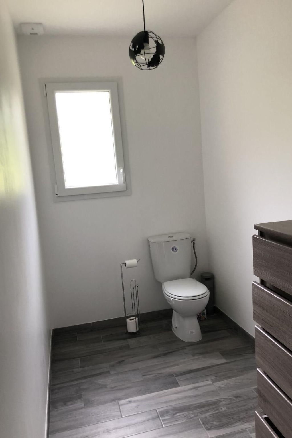 Neues 3-Zimmer-Pavillon mit Garage und Privatparkplatz-Image-tags.info