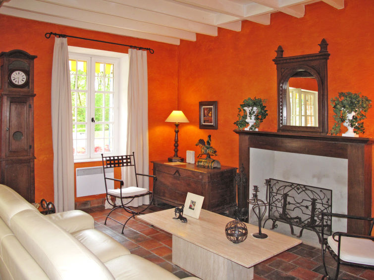 Search and Stay destination Lépinas, Nouvelle-Aquitaine - France from AU$ 183. La Terrade
