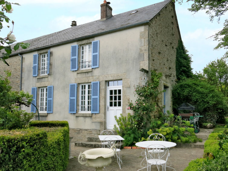 Search and Stay destination Saint-Sulpice-les-Feuilles, Nouvelle-Aquitaine - France from AU$ 229. Peuchaud (HVI118)