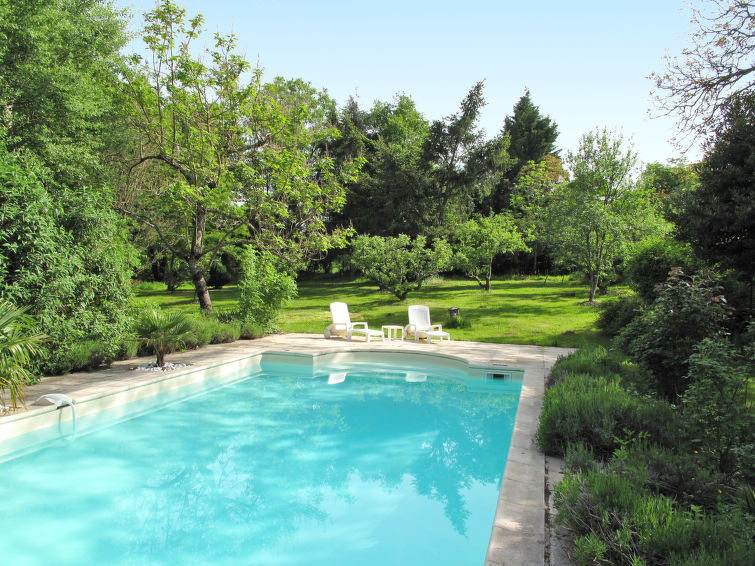 Search and Stay destination Saint-Sulpice-les-Feuilles, Nouvelle-Aquitaine - France from AU$ 227. Peuchaud