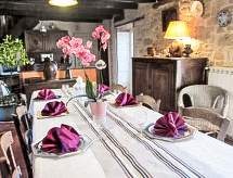 Vrijstaand landhuis in Turenne met grote tuin, nabij Collonges-la-Rouge - thumbnail 6