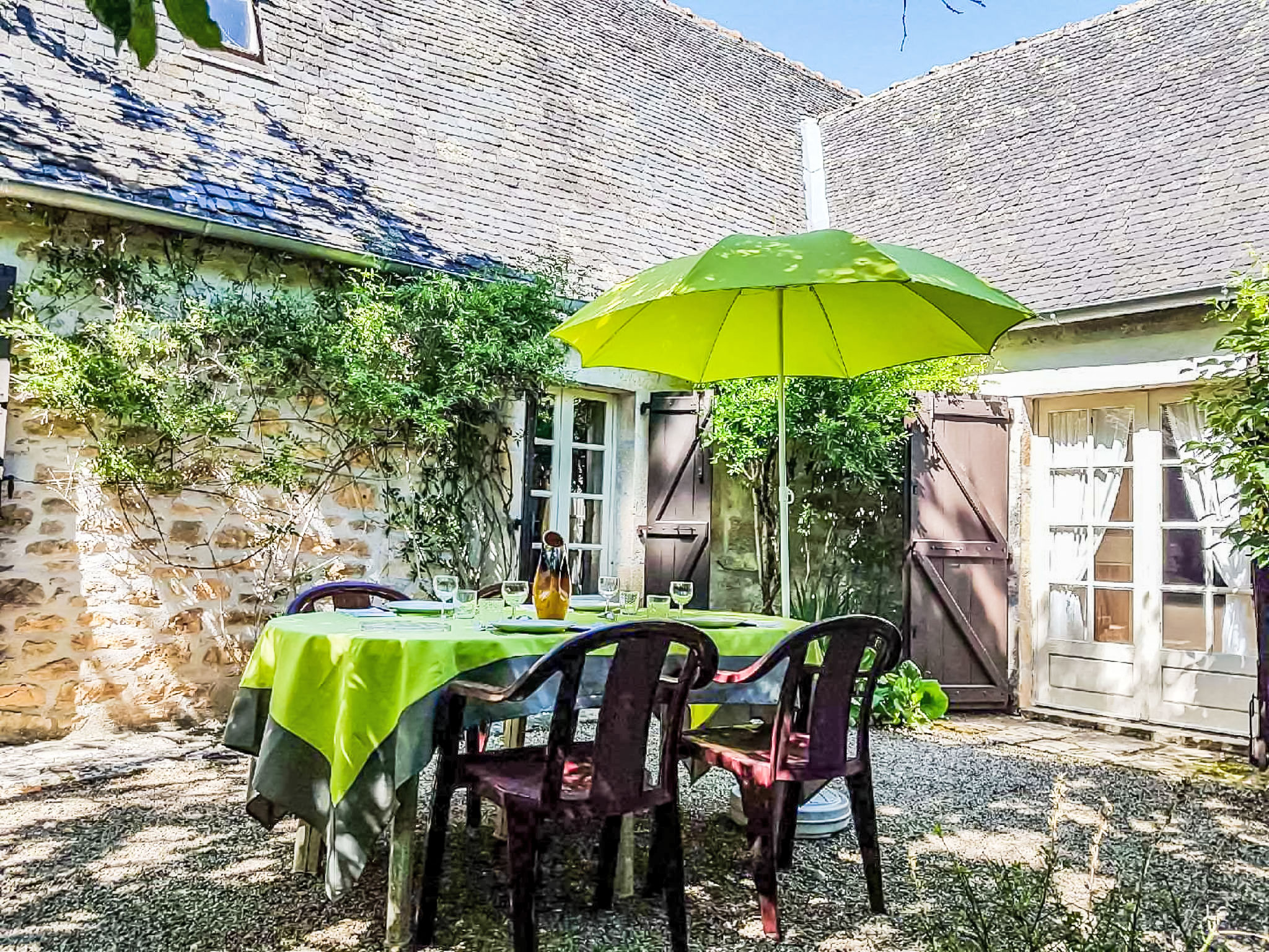 Ferienhaus in Turenne (Frankreich) und 1 Hund erlaubt
