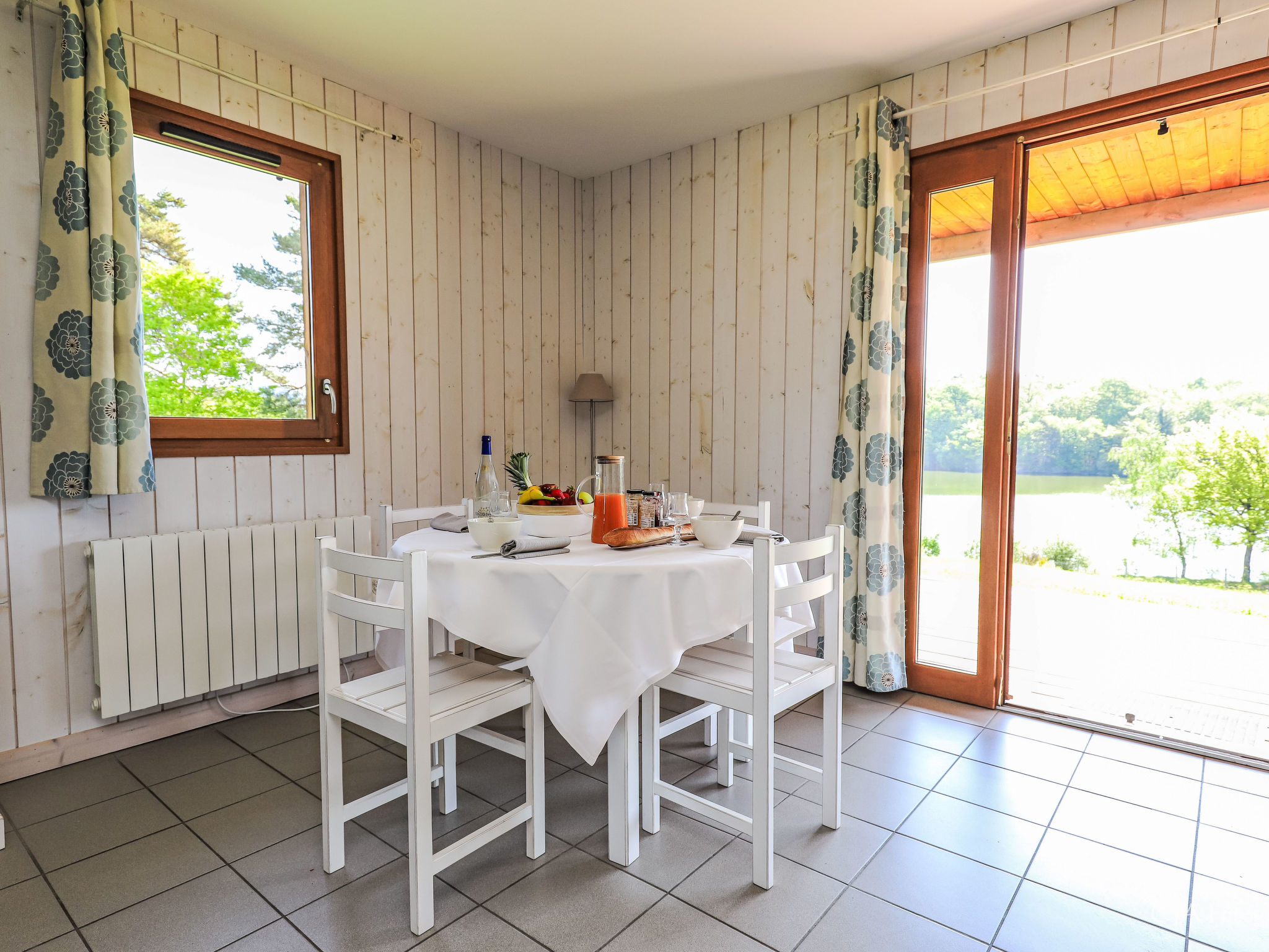 Domaine des Monédières - Chalet Lac 4-6 - Binnen