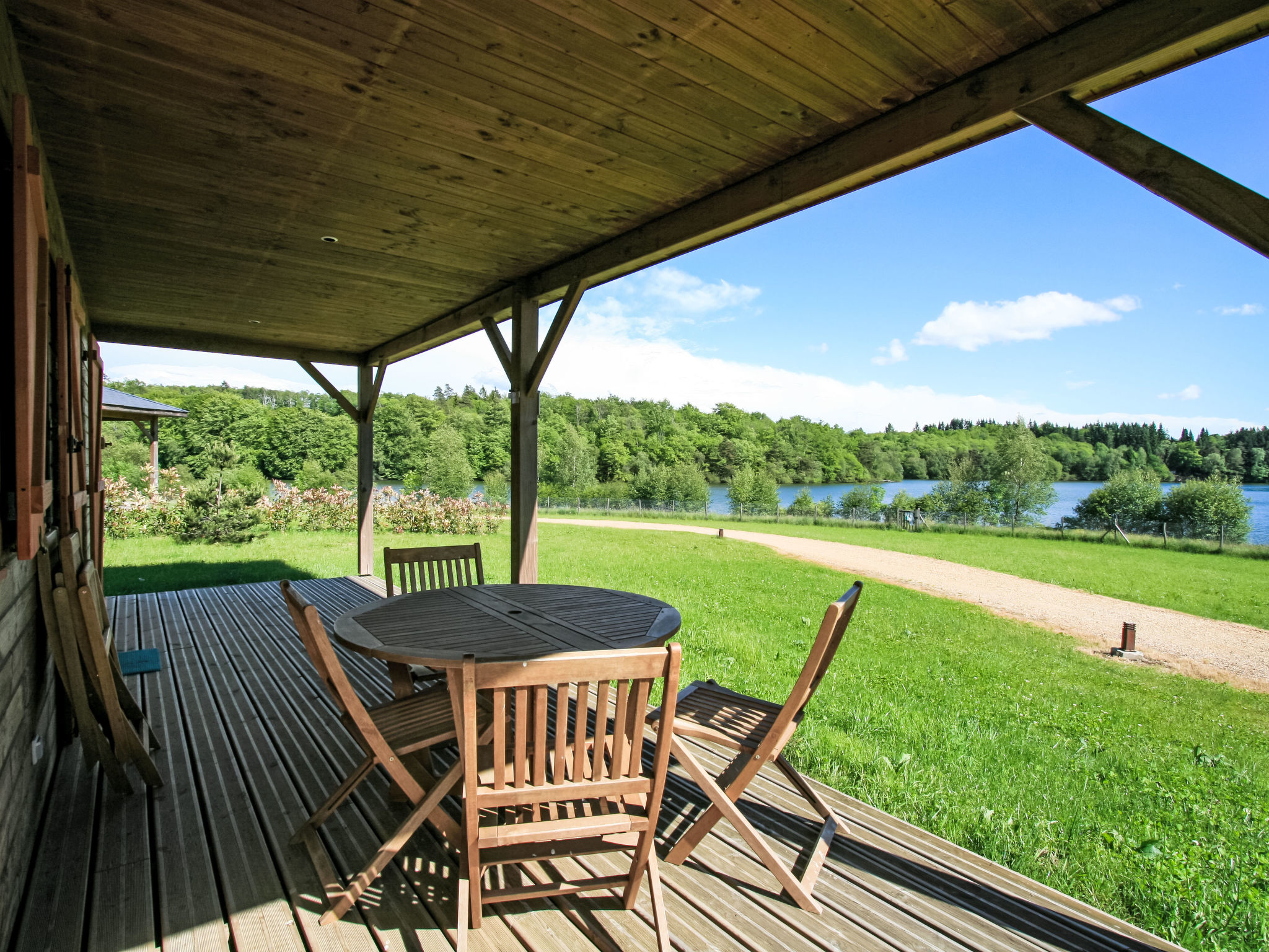 Domaine des Monédières - Chalet Lac 4-6 - Buiten