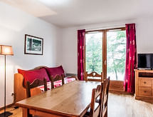 Rustiek appartement voor 6 personen in autovrij vakantiedorp Super Besse - thumbnail 6