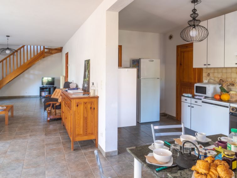 Search and Stay destination Solignac-sur-Loire, Auvergne-Rhône-Alpes - France from AU$ 144. ferme