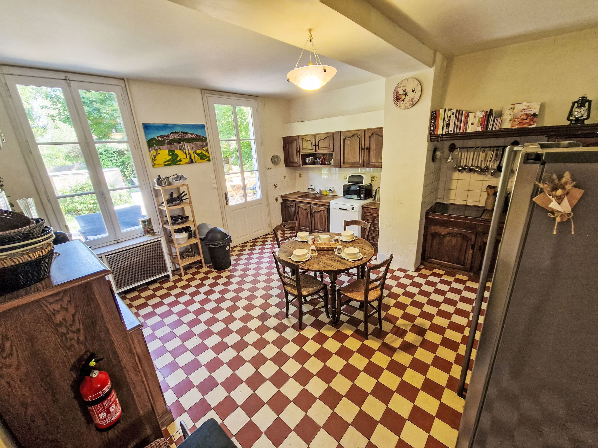 Maison The Mésangerie – Cuisine et coin repas, photo 10 sur 17