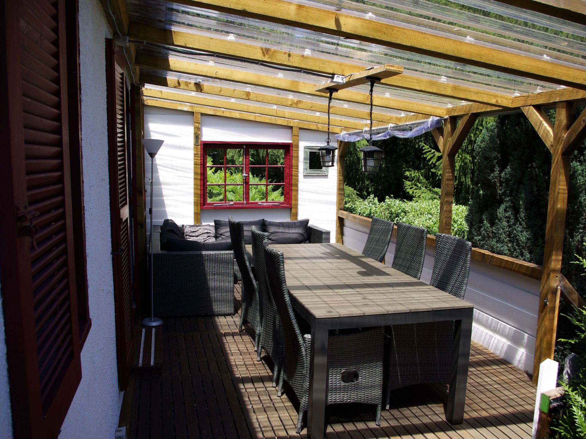 Mit Garten, Grill und Terrasse-Binnen
