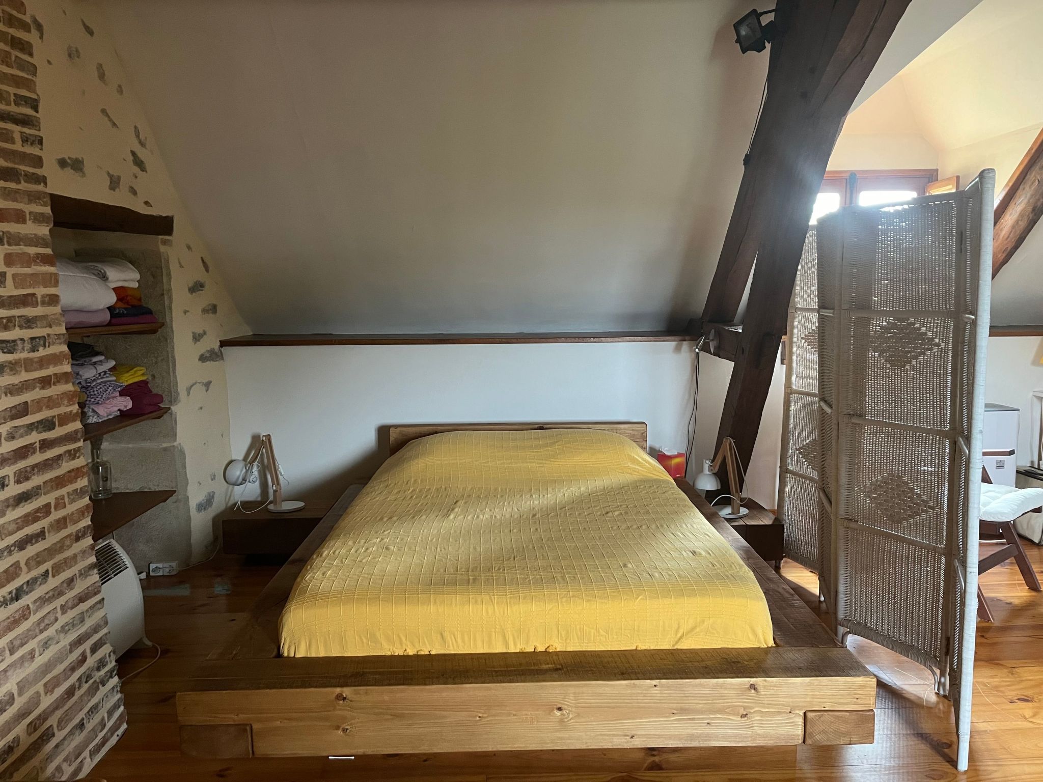 Landhaus mit eingezäuntem Garten-Binnen