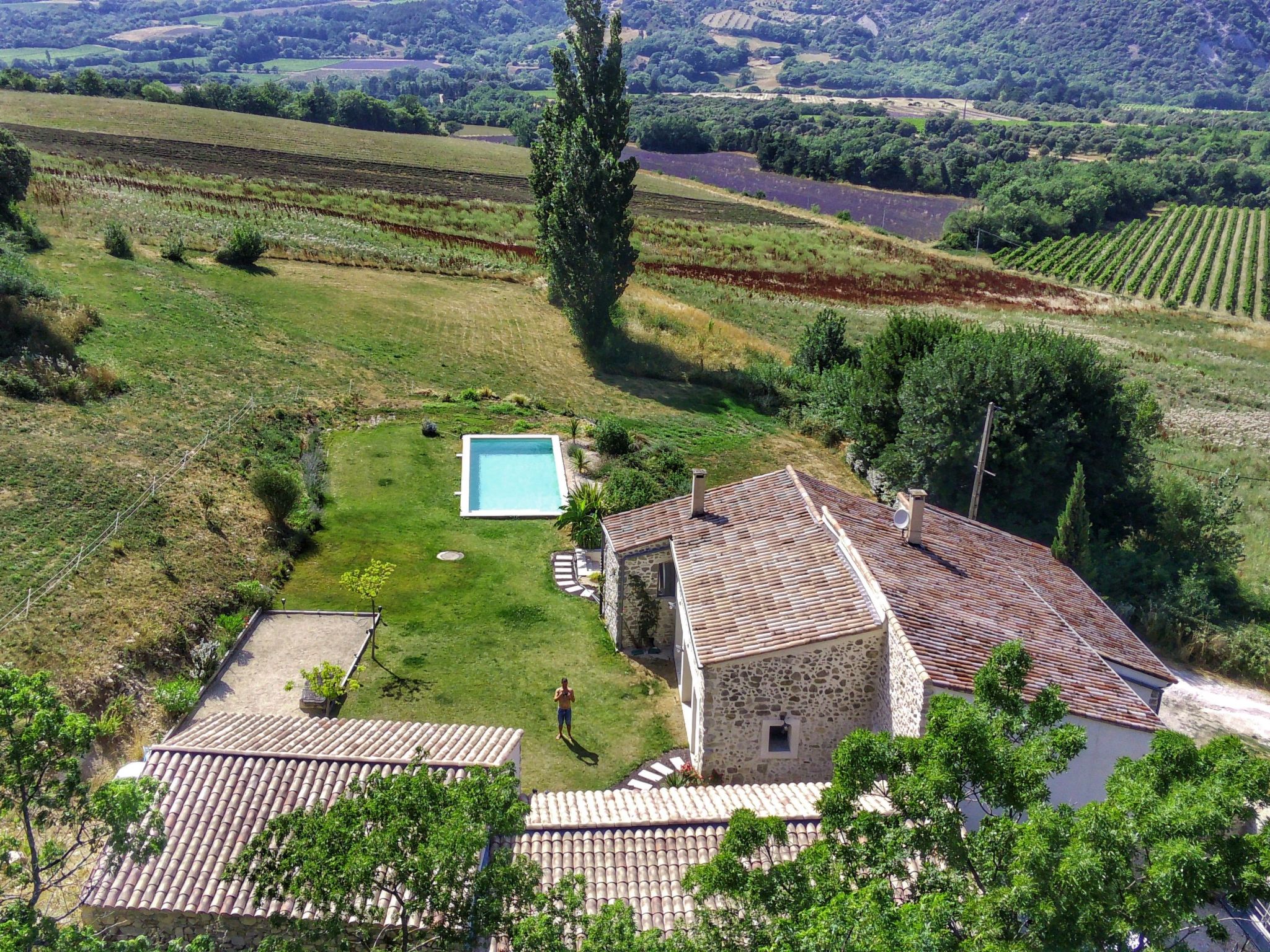 Bauernhaus aus Stein mit schöner Aussicht "Mas de Lysis".-Image-tags.info