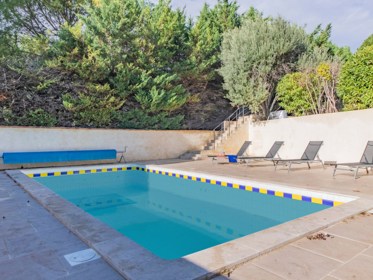 Search and Stay destination Vinsobres, Auvergne-Rhône-Alpes - France from AU$ 167. Lumière