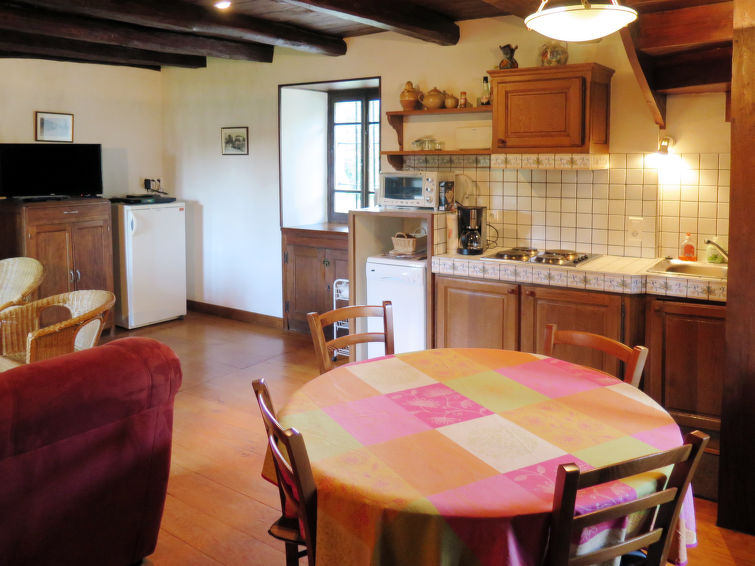 Search and Stay destination Fons, Occitanie - France from AU$ 114. Le Moulin (ONS400)