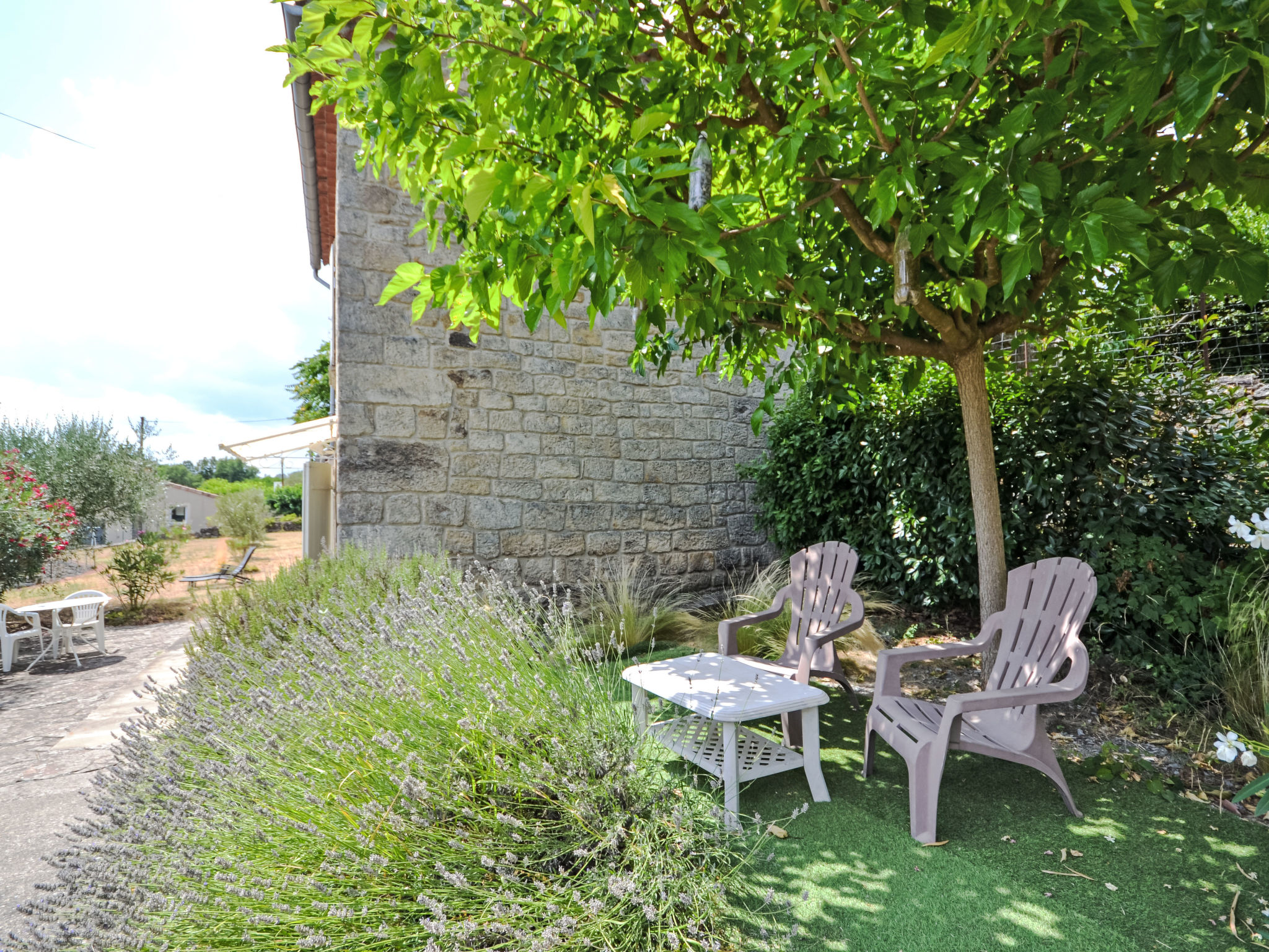 Les Lauriers Roses-Buiten