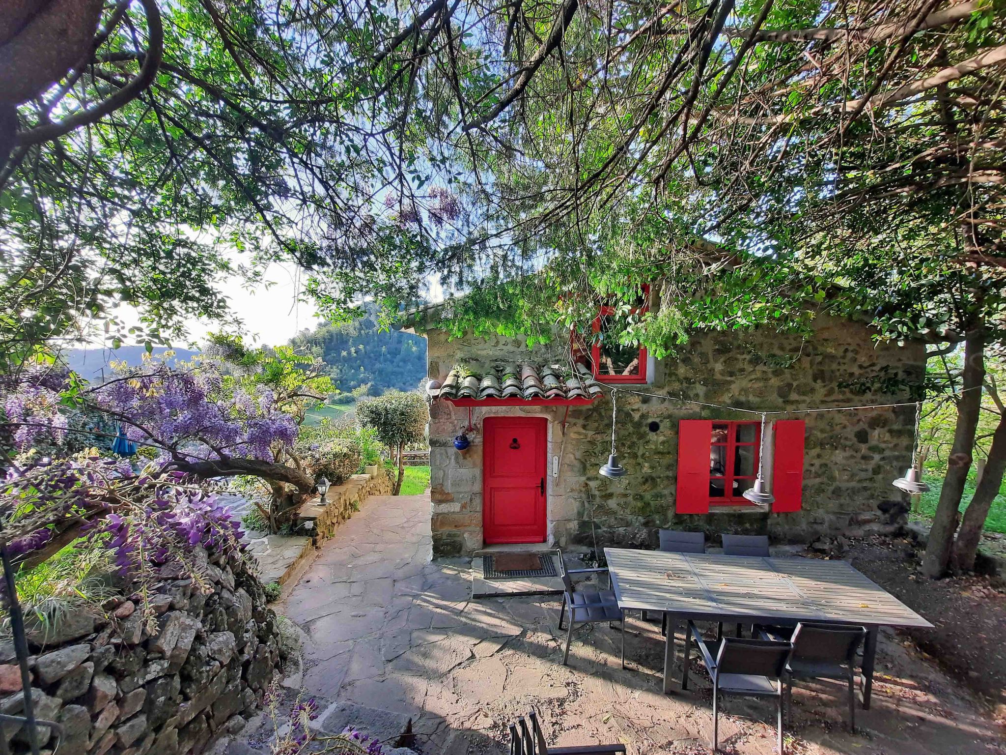 Klimatisiertes Ferienhaus mit Pool-Binnen