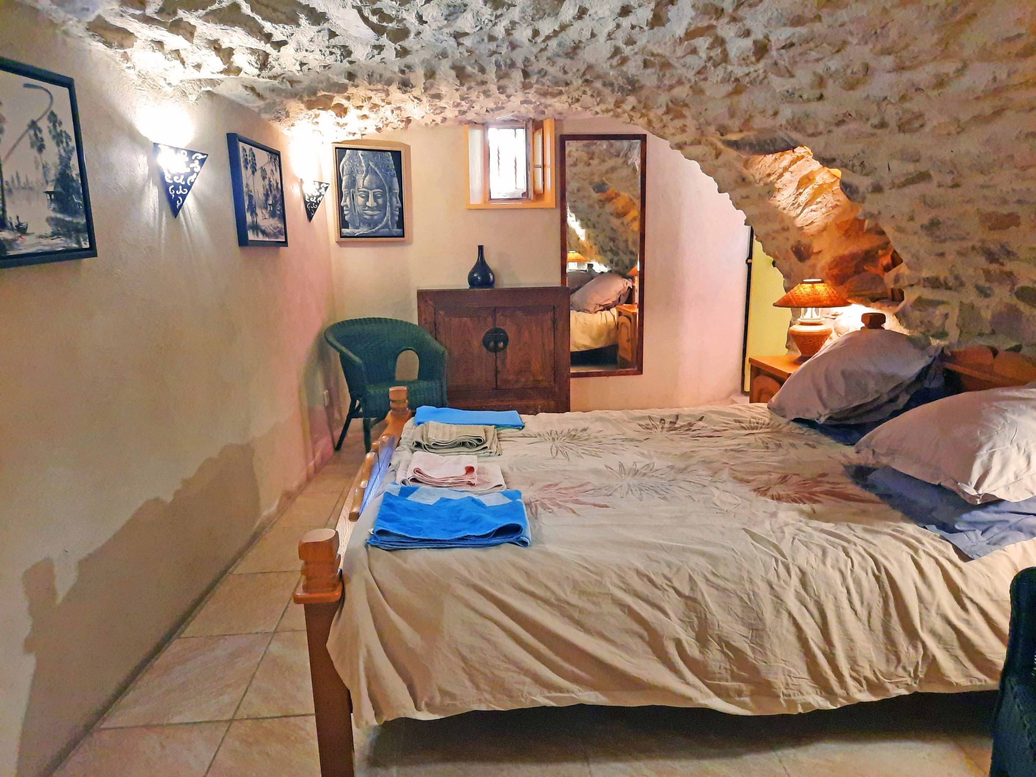 Klimatisiertes Ferienhaus mit Pool-Binnen