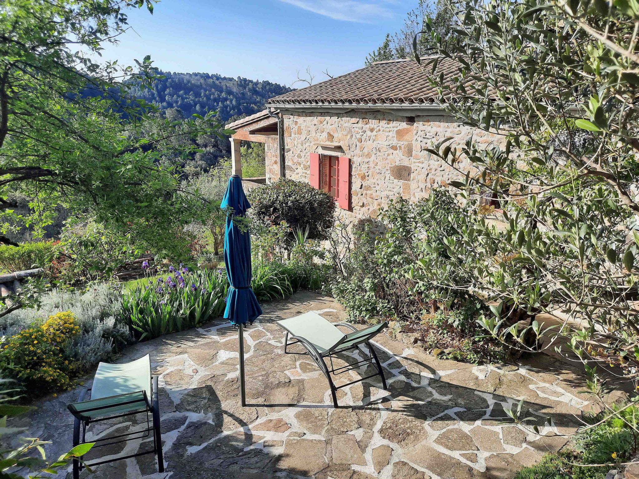 Klimatisiertes Ferienhaus mit Pool-Binnen