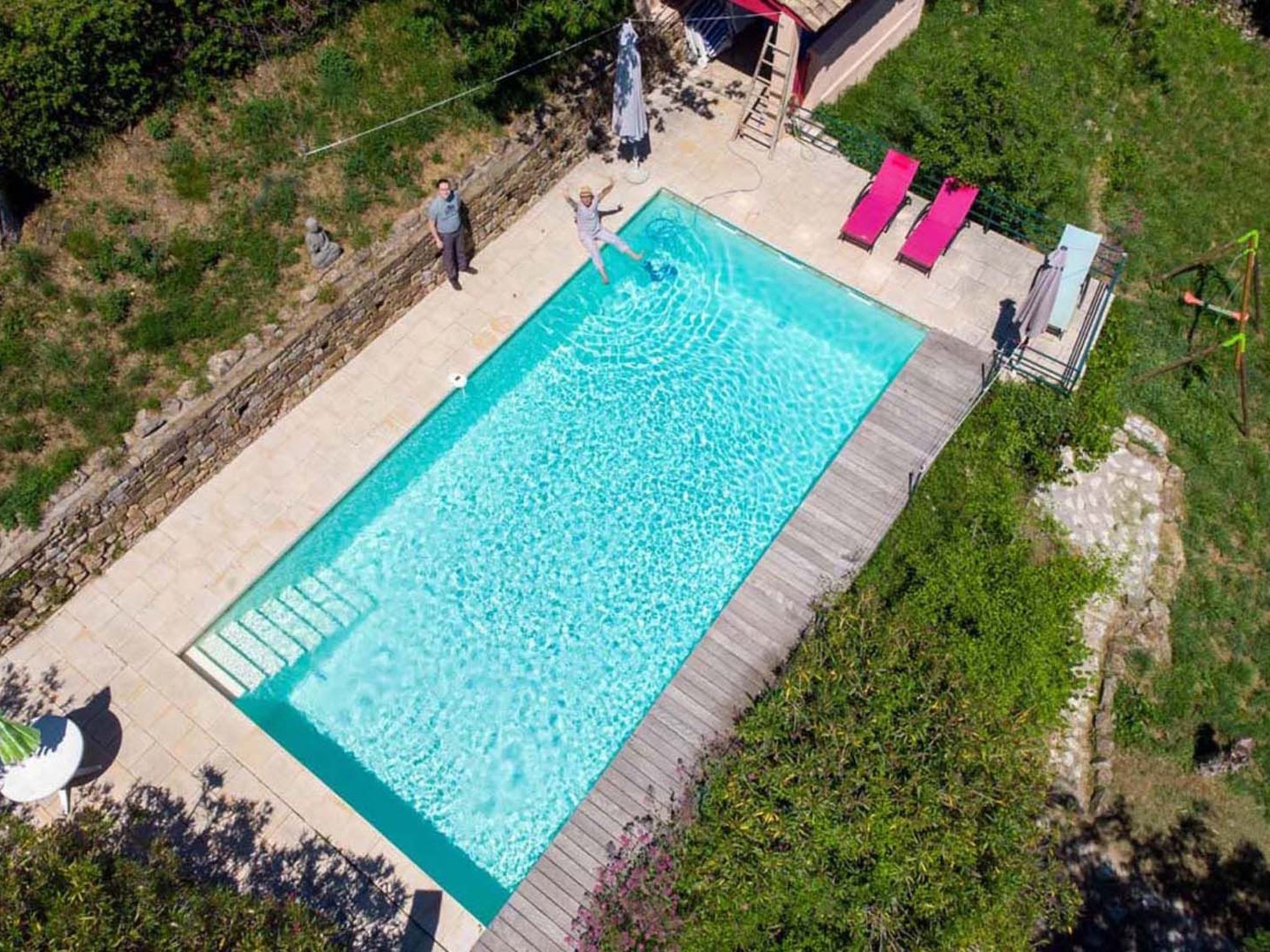 Klimatisiertes Ferienhaus mit Pool-Binnen