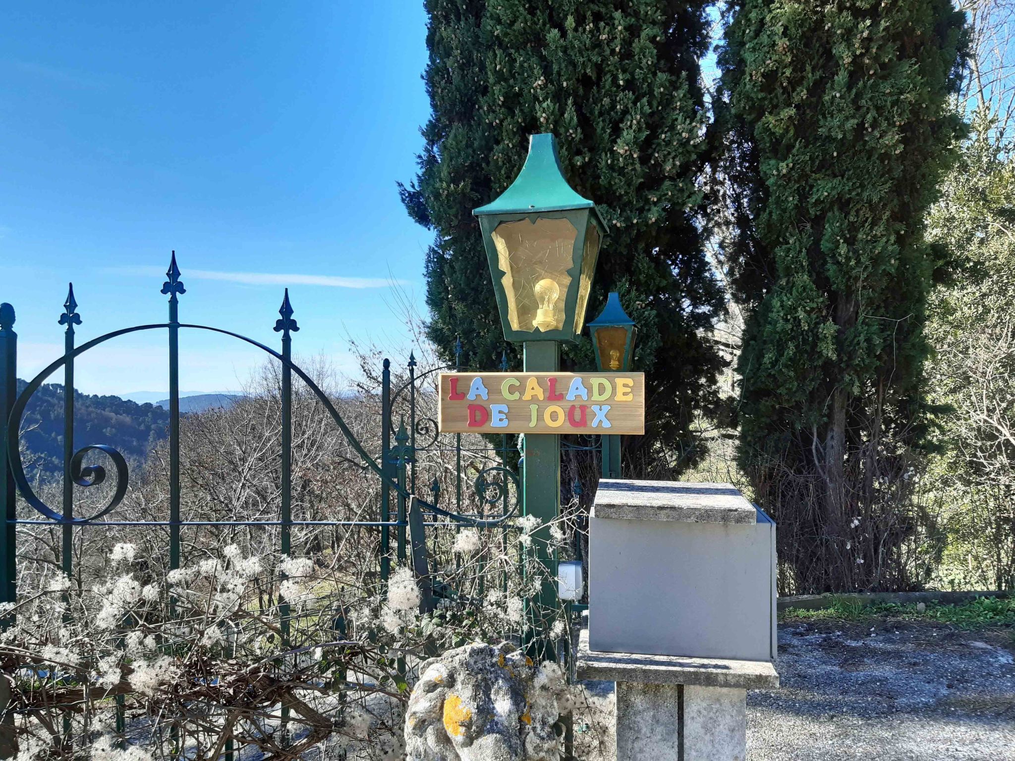 Klimatisiertes Ferienhaus mit Pool-Binnen