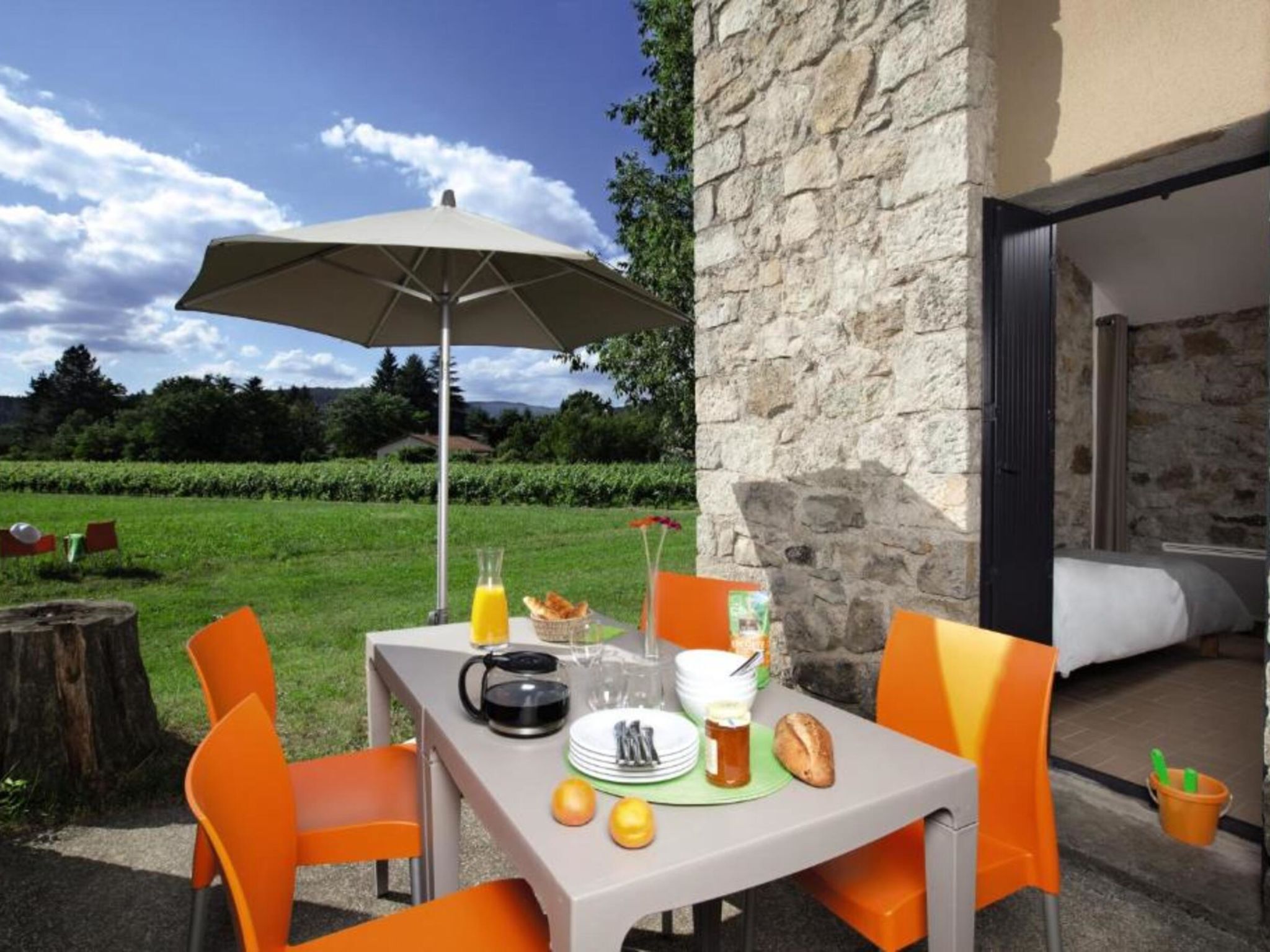 Ferienhaus in Les Vans (Frankreich) und 2 Hunde erlaubt