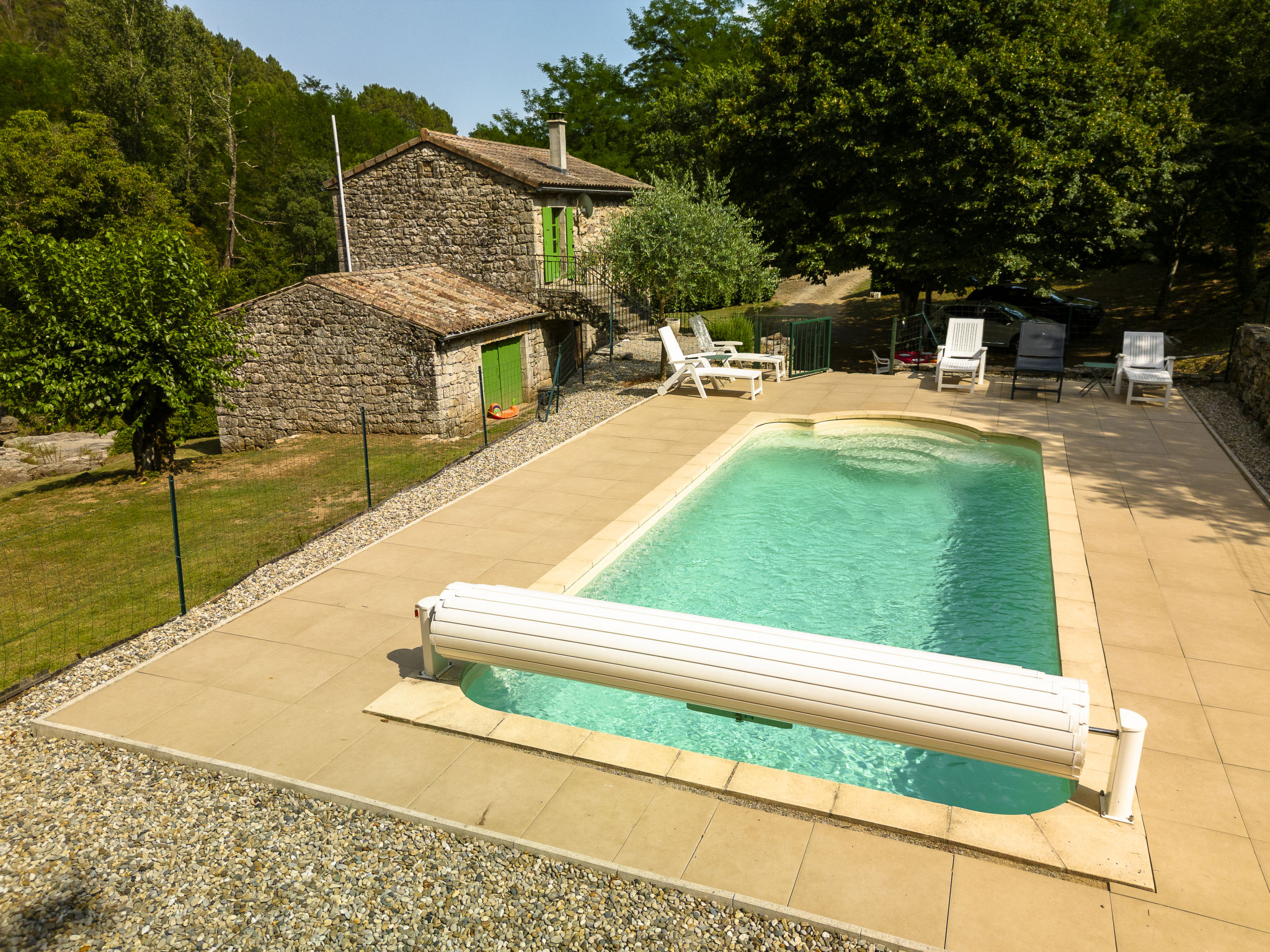 Le Moulin — Pool Outdoor (4 of 27)