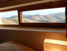 Historisch Vakantiehuis in Ardèche: Gîte de Chapelèche Les Genêts nabij Gluiras - thumbnail 6