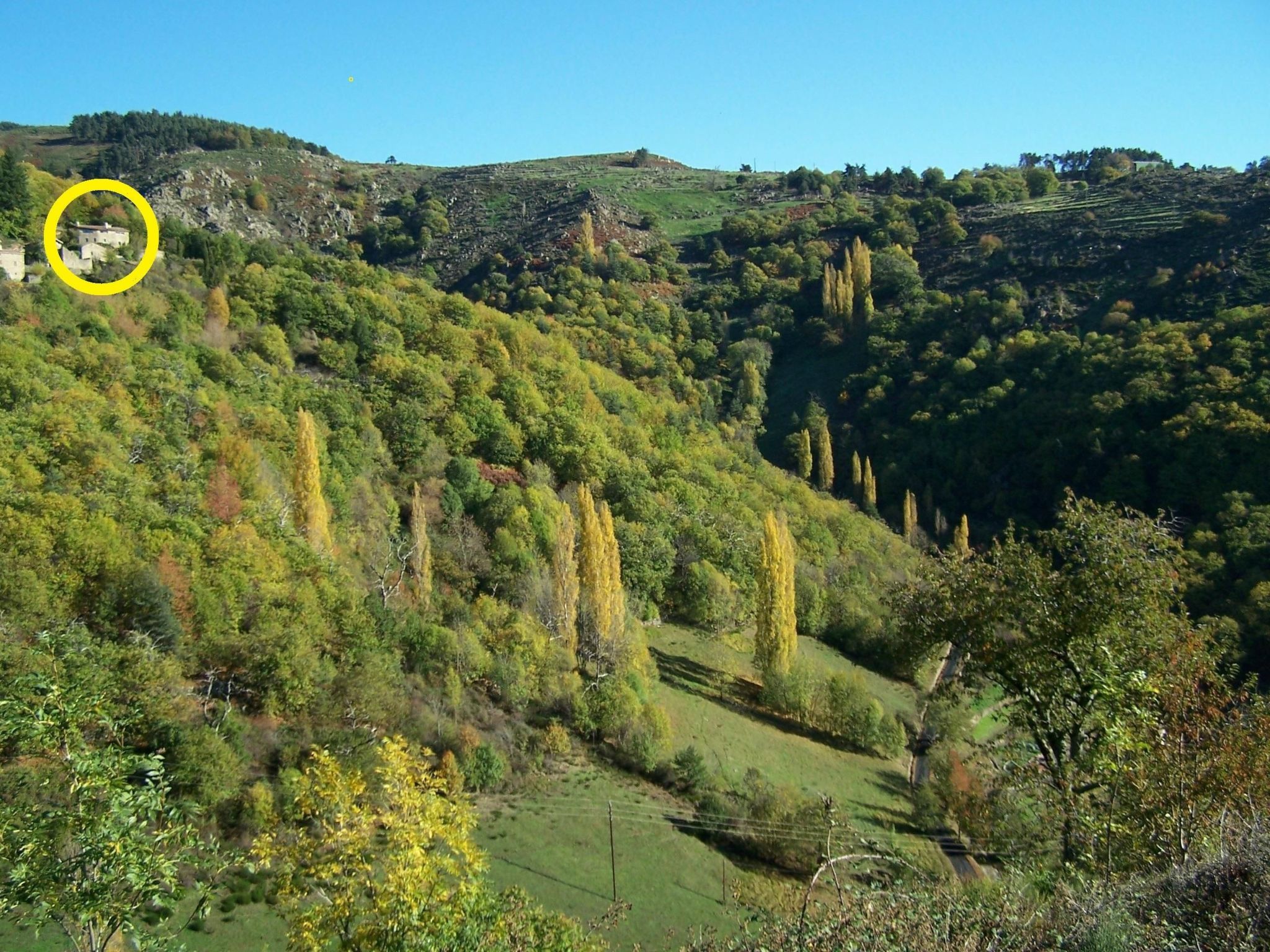 Gîte de Chapelèche Les Genêts-Binnen