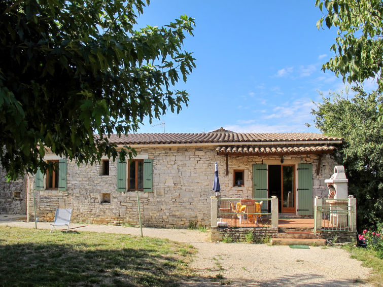 Villas to rent in France details