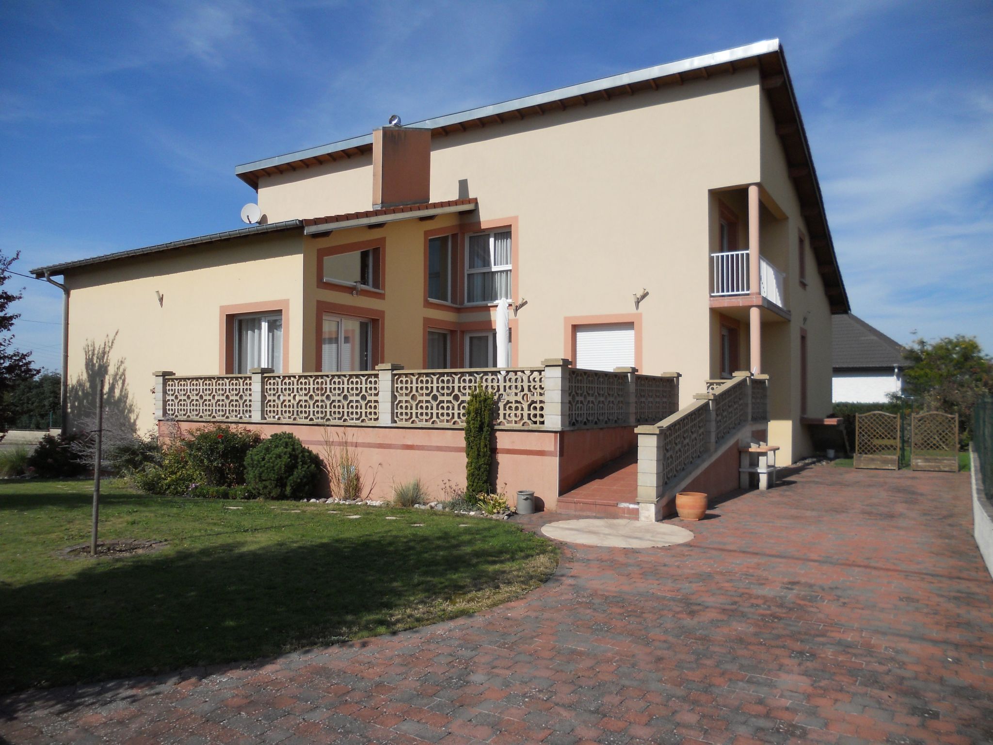 für 14 Personen + 1 Kind ca. 275 m&sup2;in Damelevières, Lothringen (Meurthe-et - Image 3