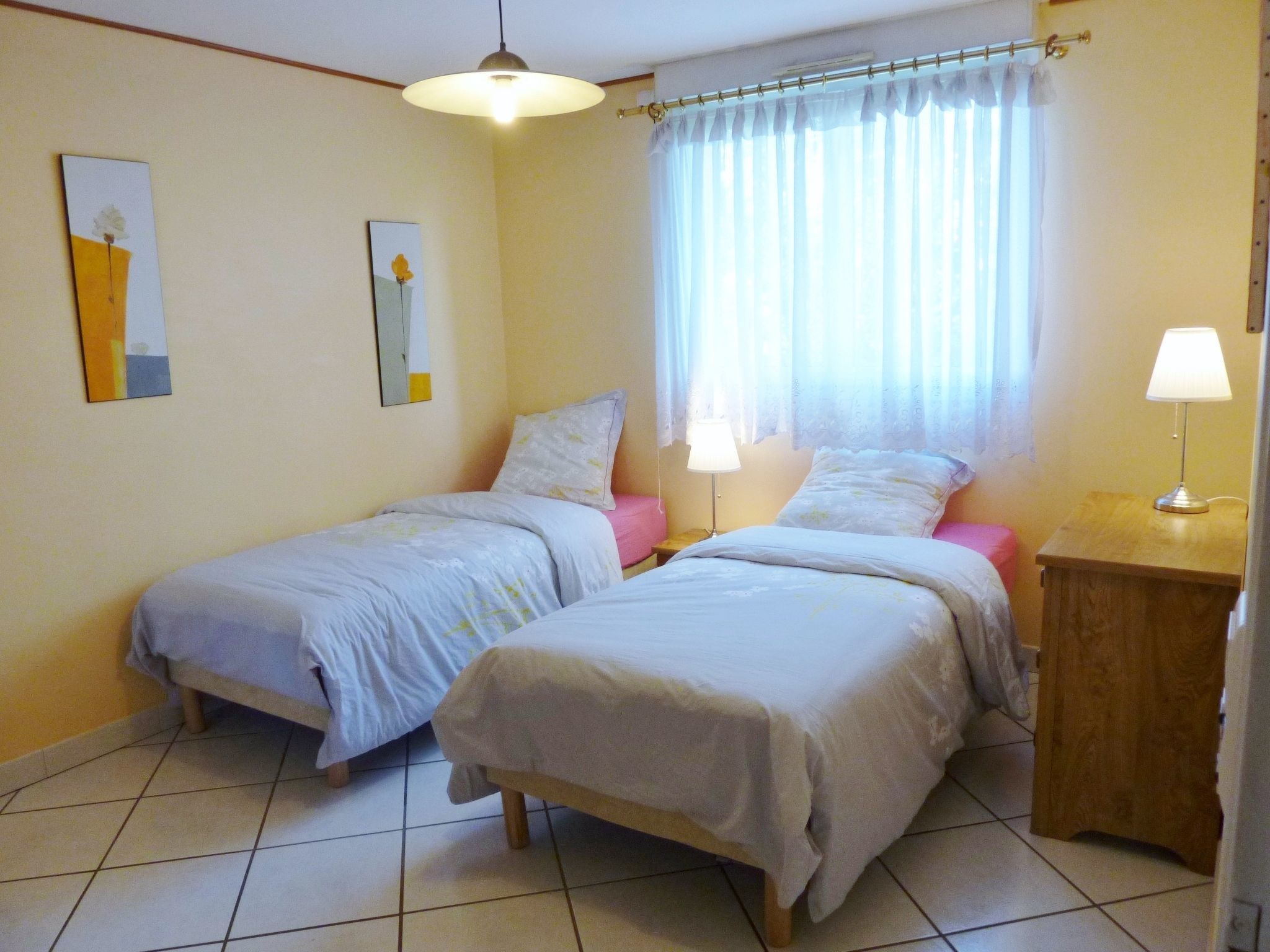 Für 14 Personen + 1 Kind ca. 275 m&sup2;in Damelevières, Lothringen (Meurthe-et - Dedans