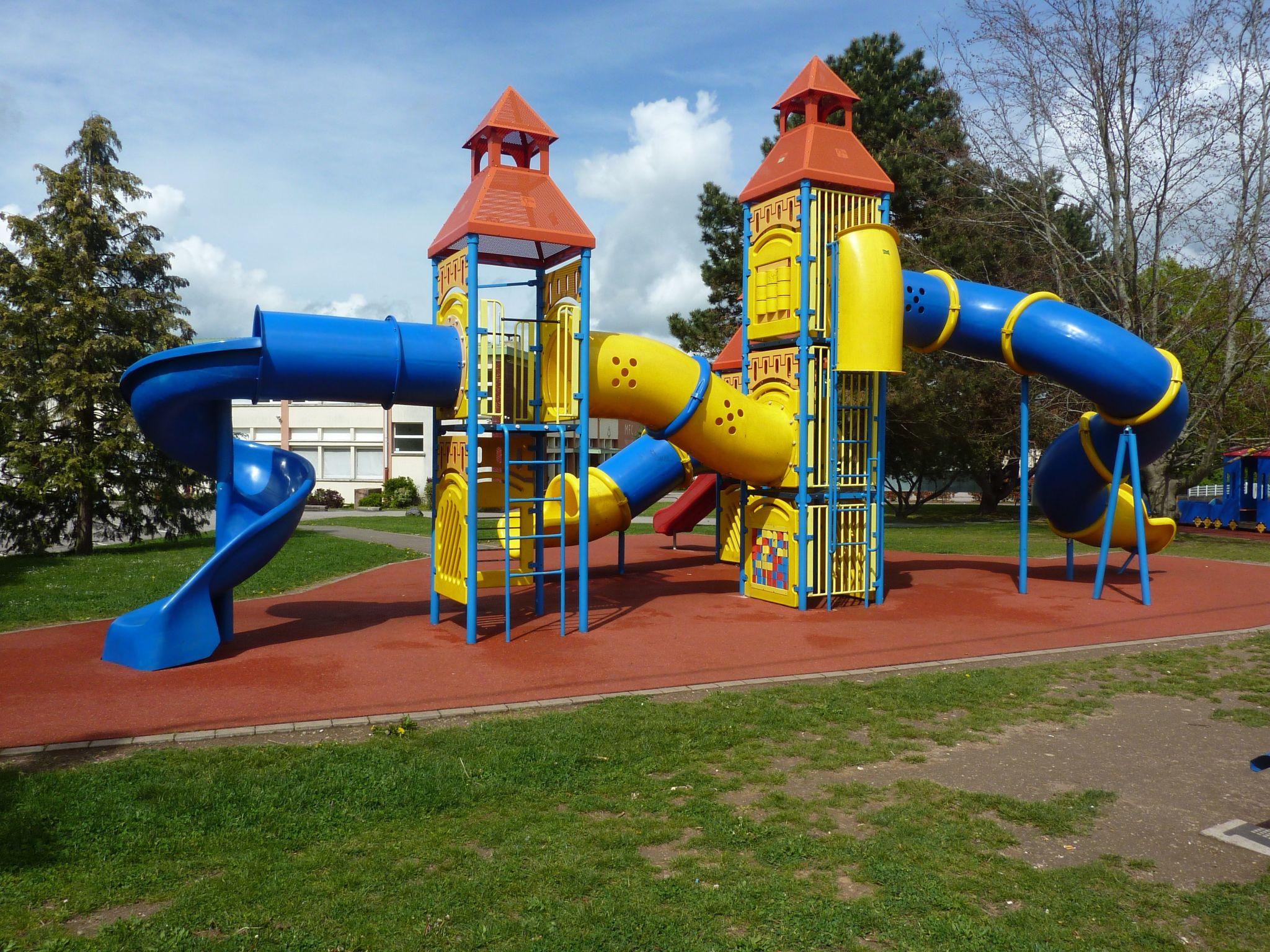 Für 14 Personen + 1 Kind ca. 275 m&sup2;in Damelevières, Lothringen (Meurthe-et - Dehors