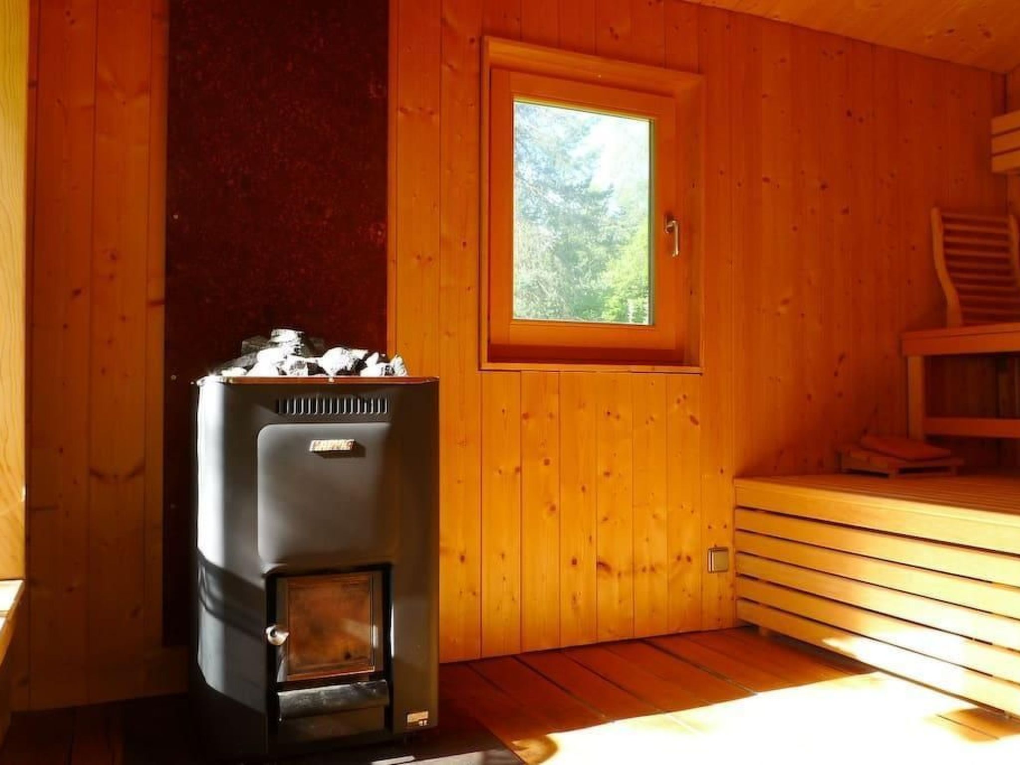 In Walscheid mit Terrasse, Grill-Binnen