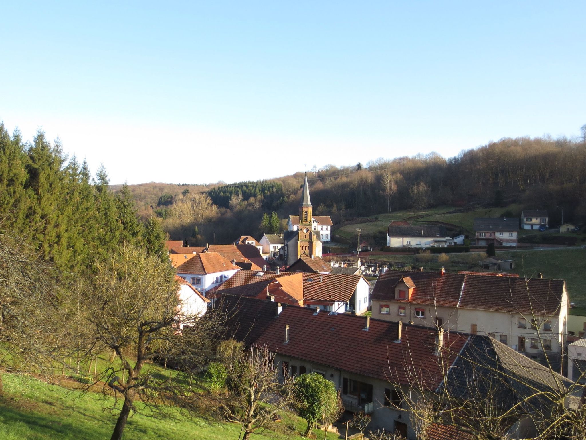 LES BRIMBELLES-Binnen