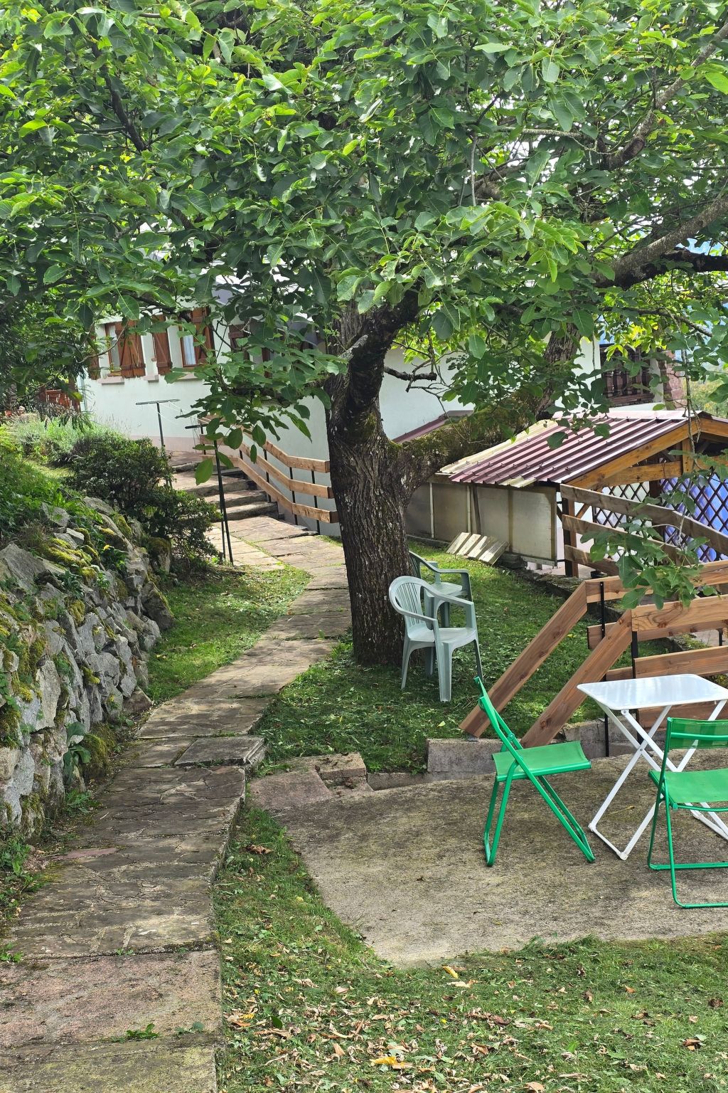 Le Chalet Sous Les Sapins, mit Swimmingpool, Sauna-Binnen