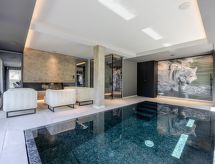 Loge aux Loups, Innenpool, Sauna, nahe am See