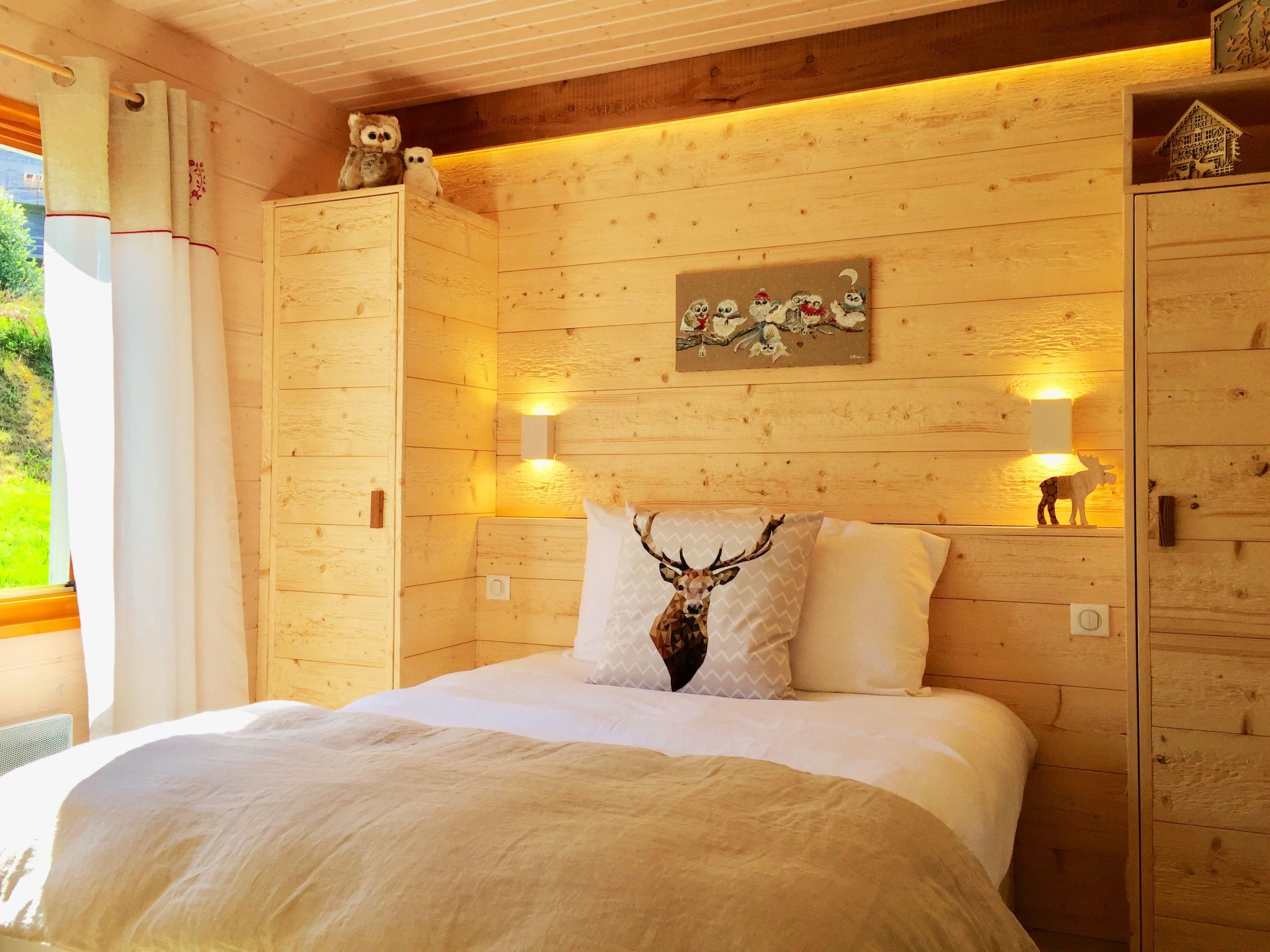 Chalet "Le Flocon Bleu" mit Blick auf das Wasser-Image-tags.info